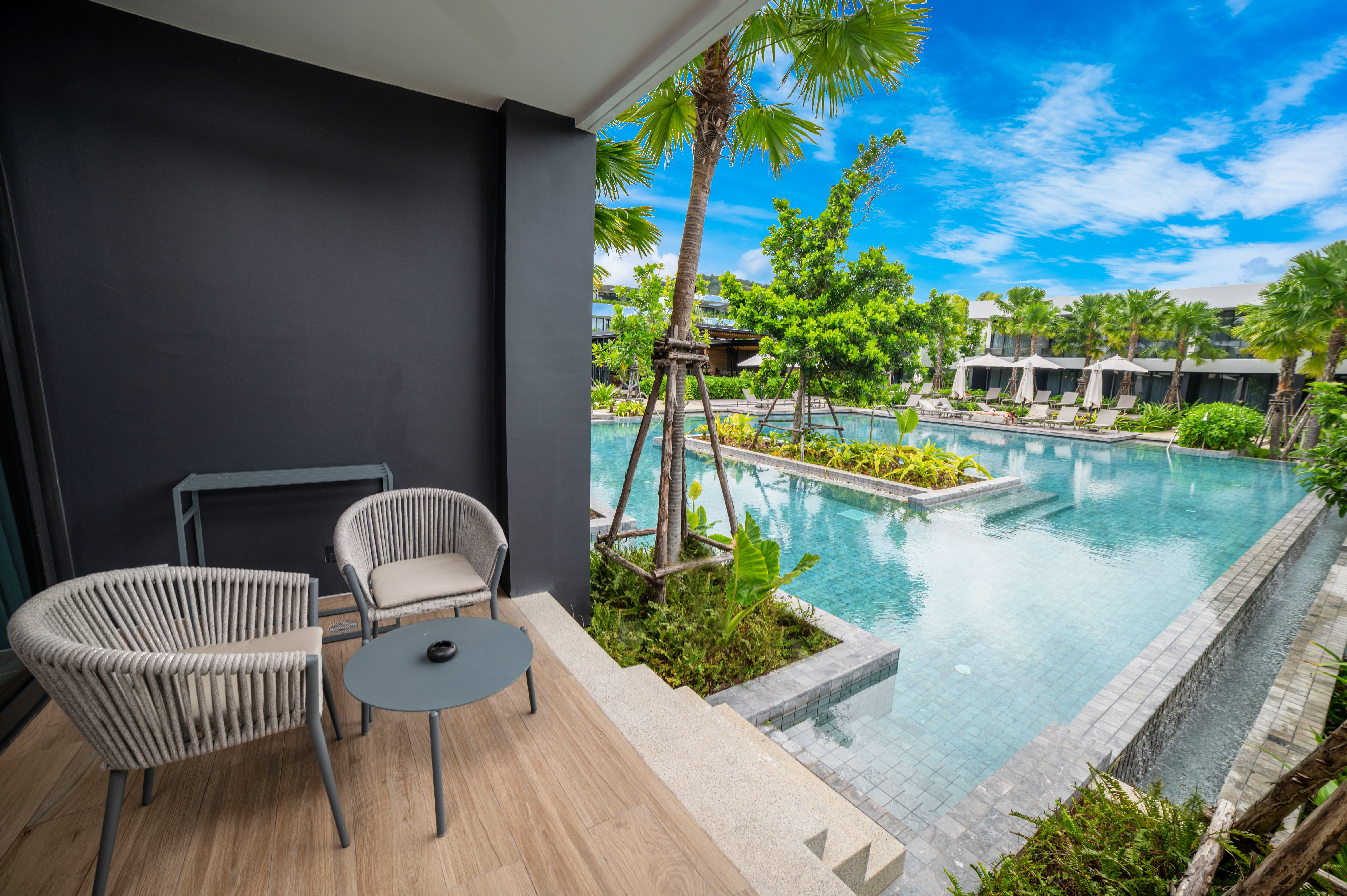 Junior Suite Pool View