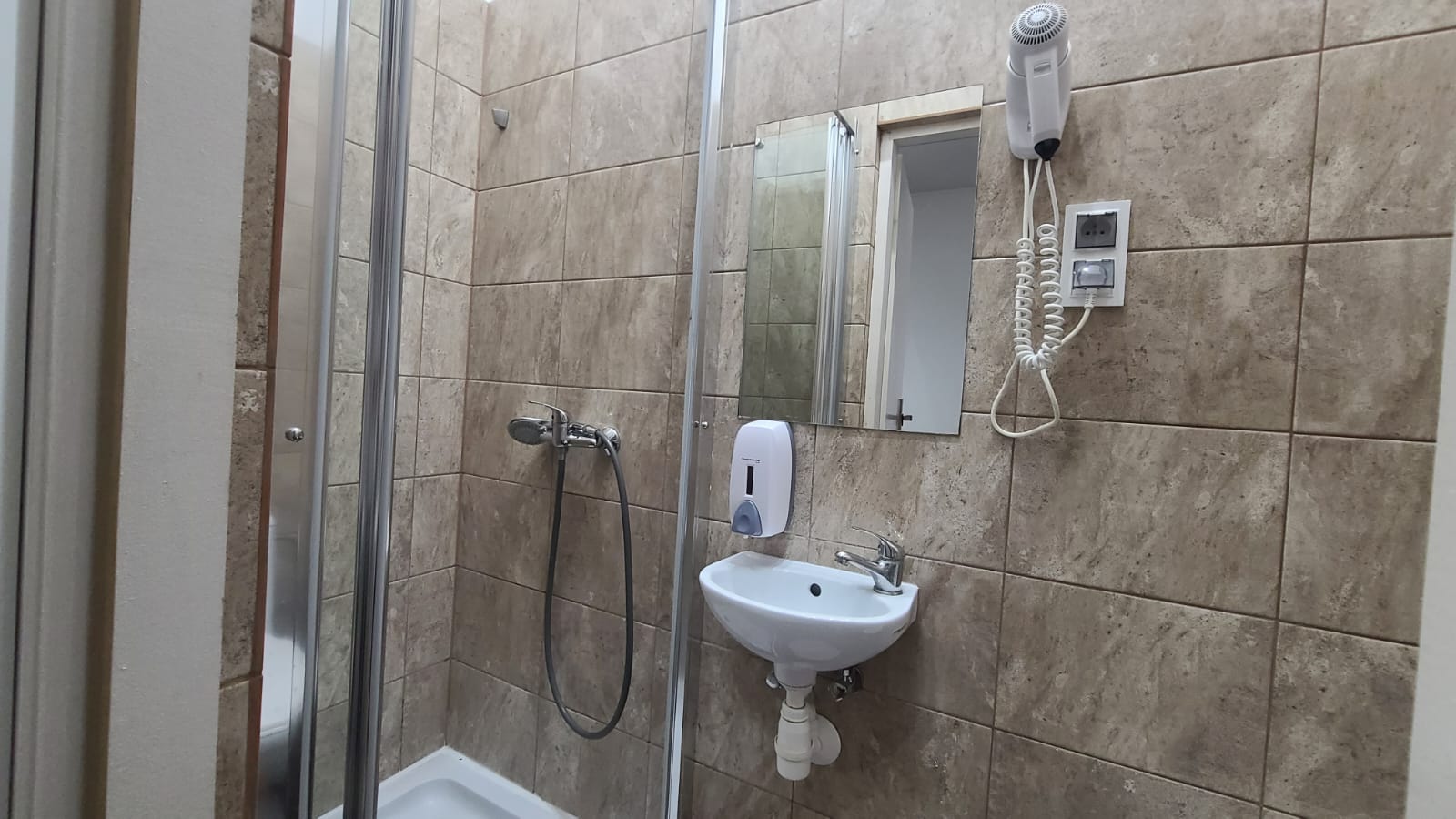 Double One Bedroom One Bathroom