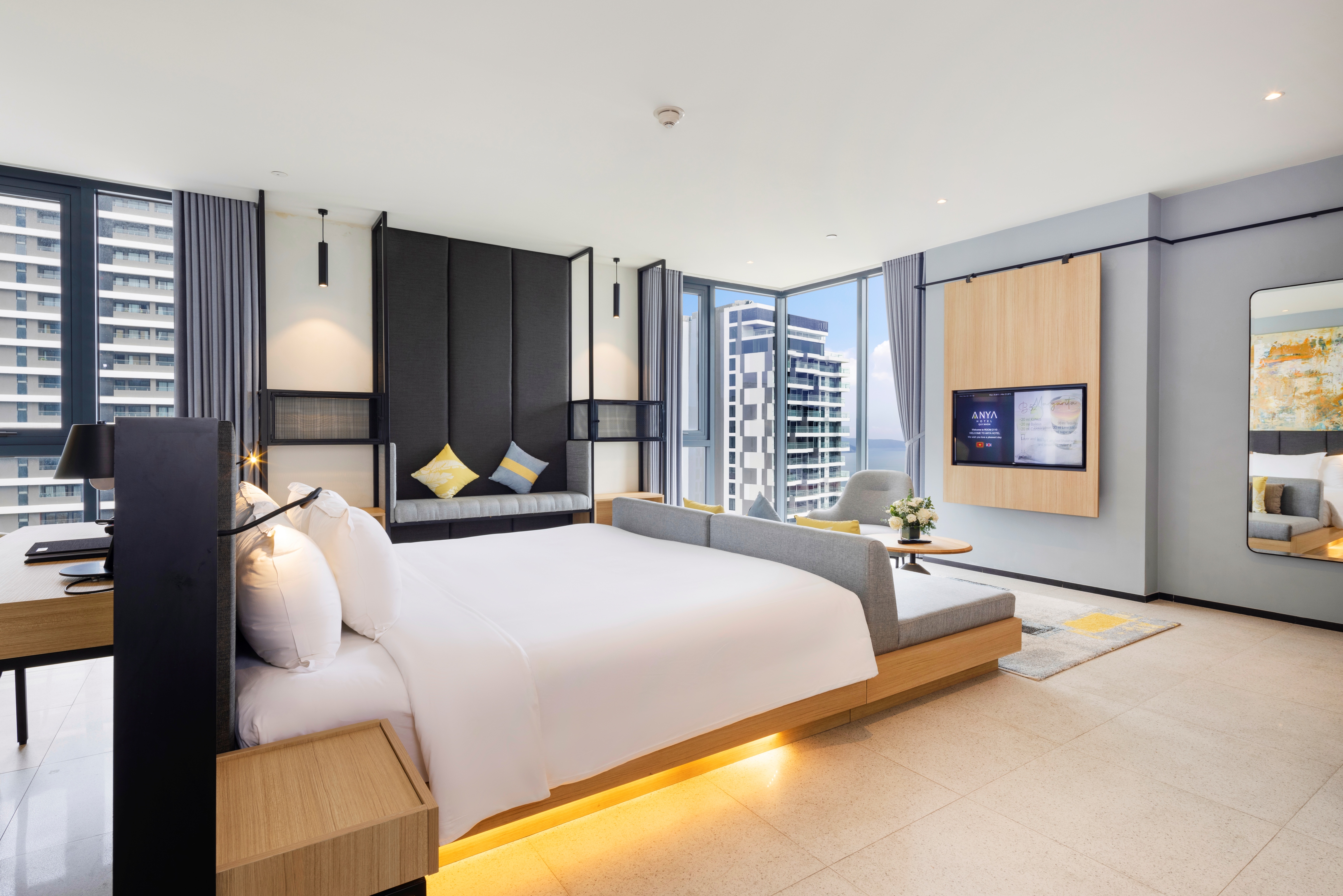 Suite Sea View King Bed