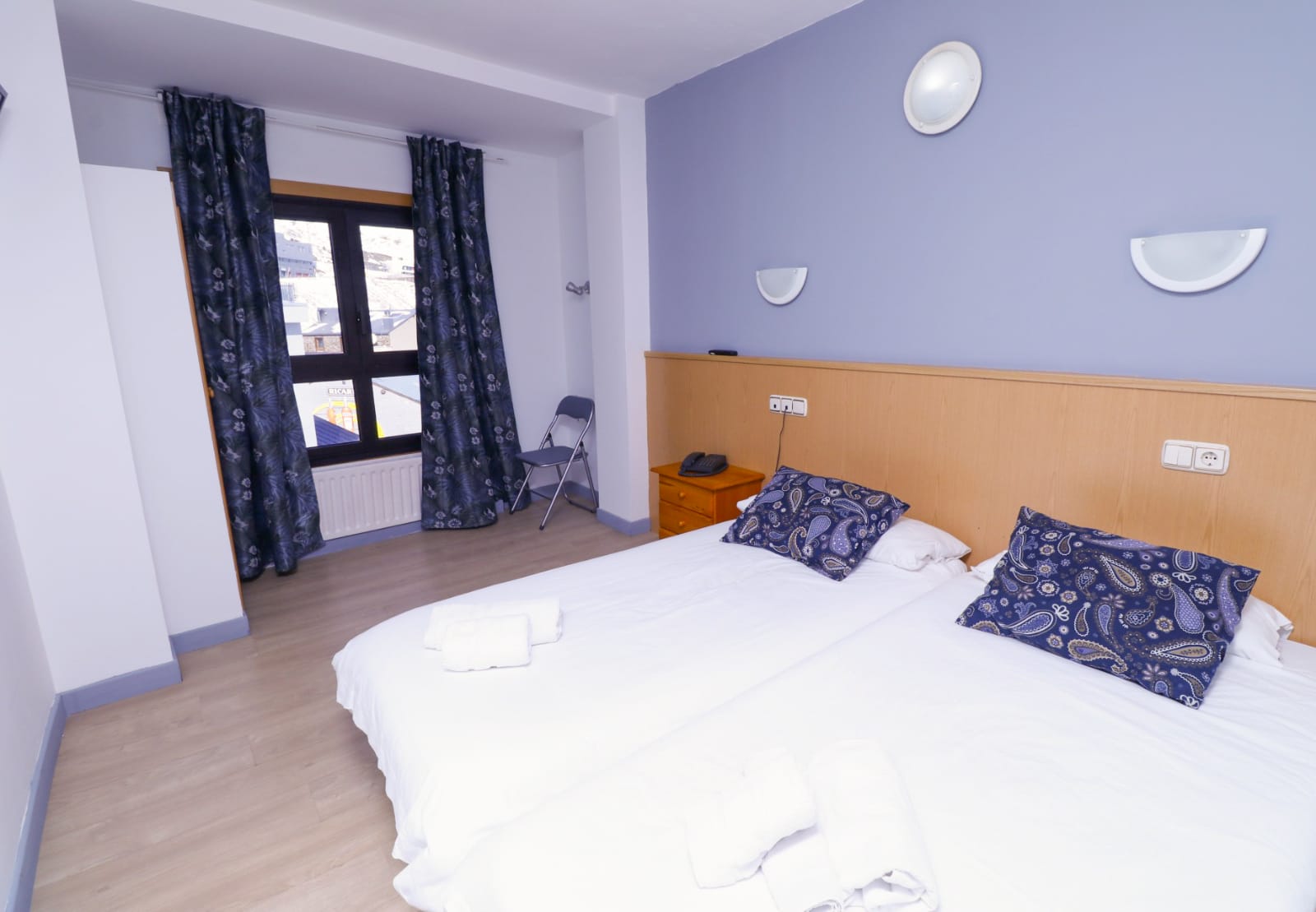 Double or Twin Standard