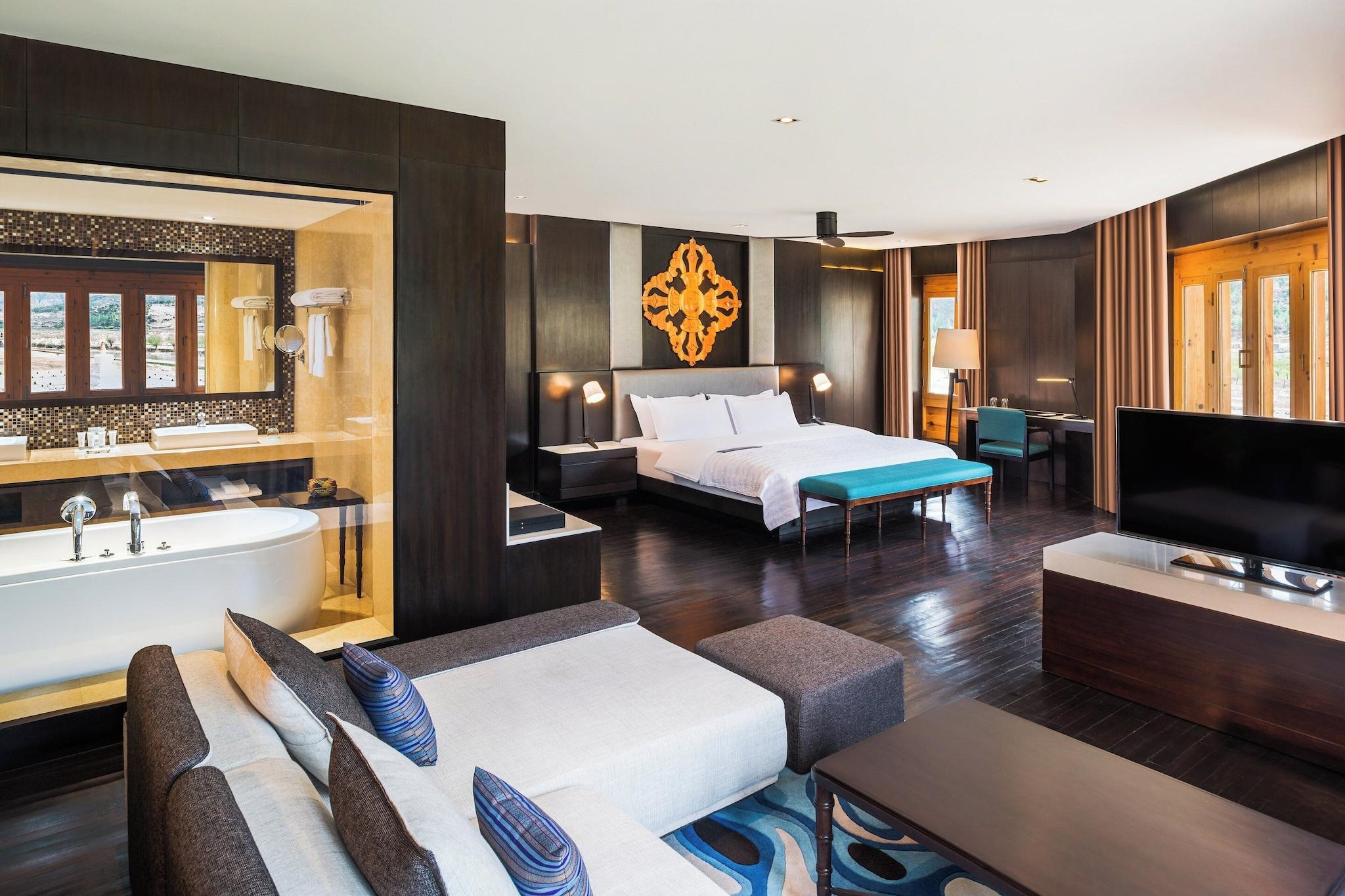 Suite King Bed One Bedroom 