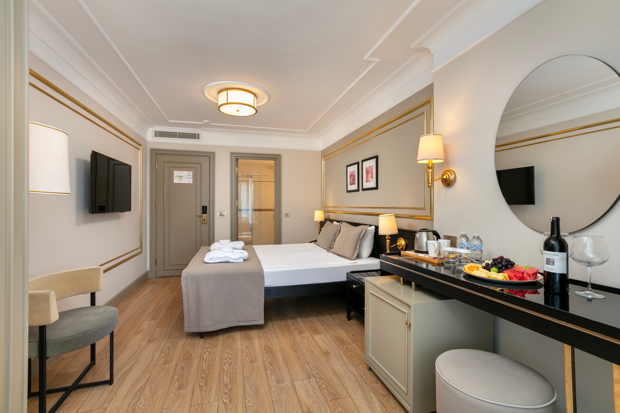 Double Deluxe Side Sea View