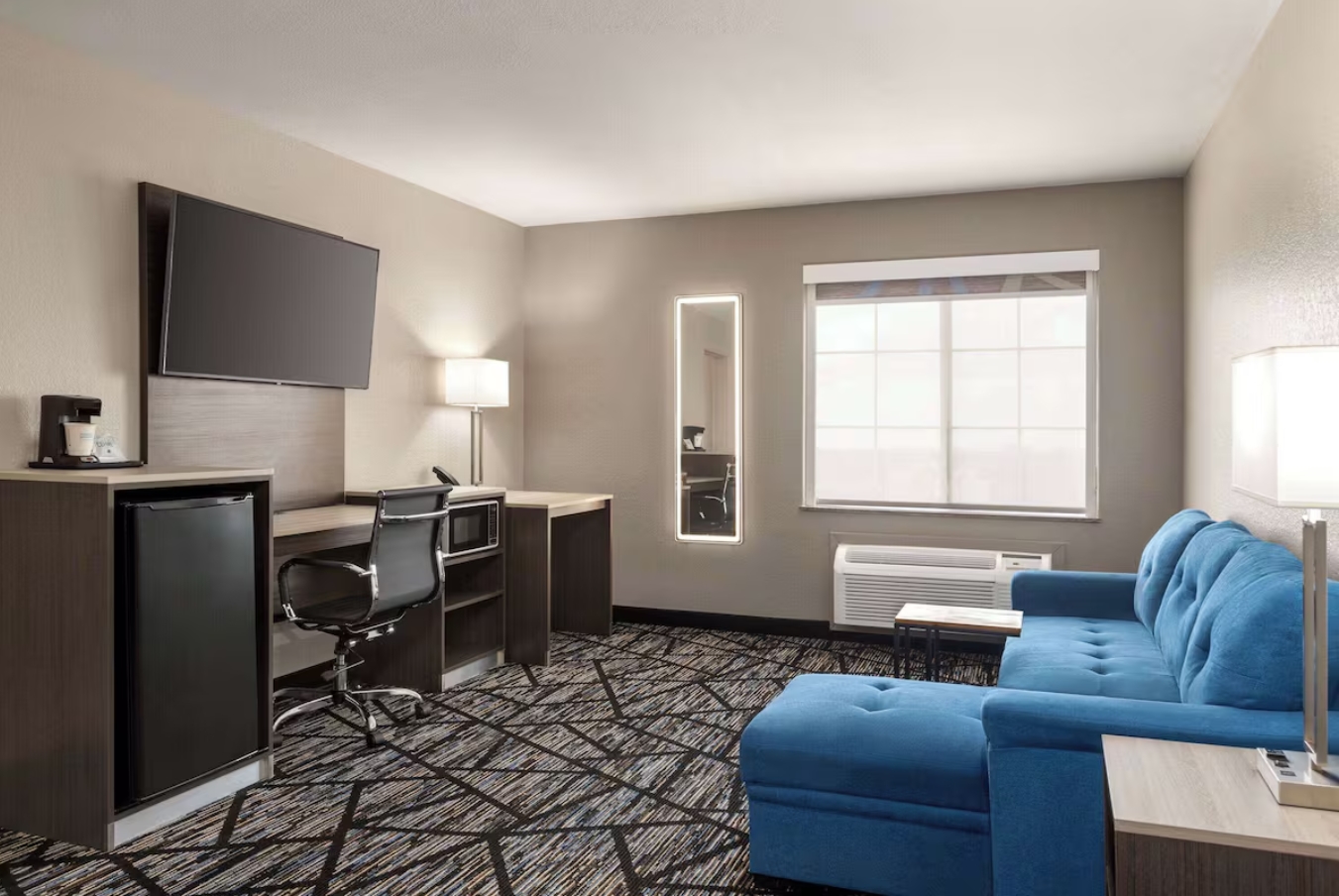 Suite Deluxe King Bed