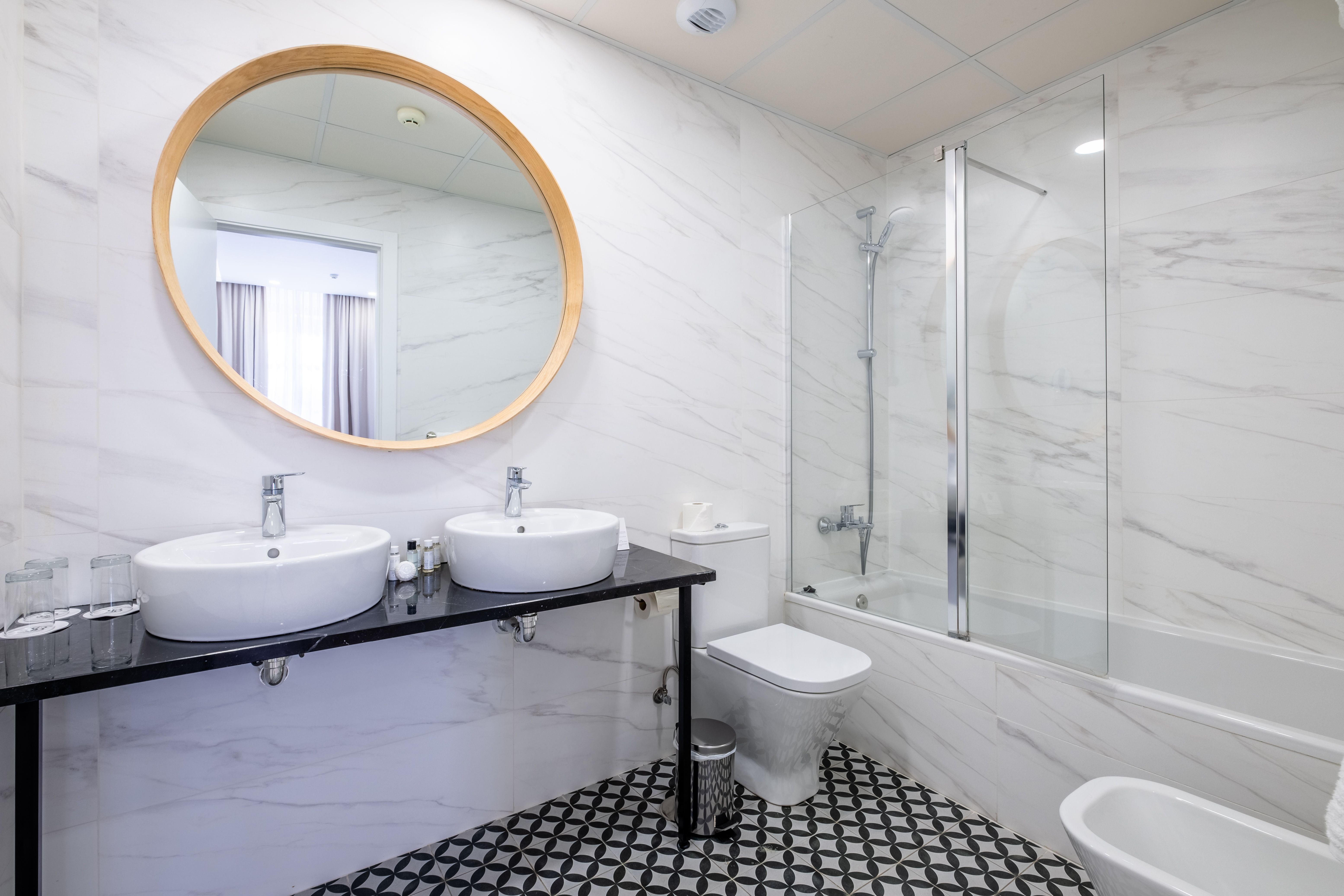 Double or Twin Superior