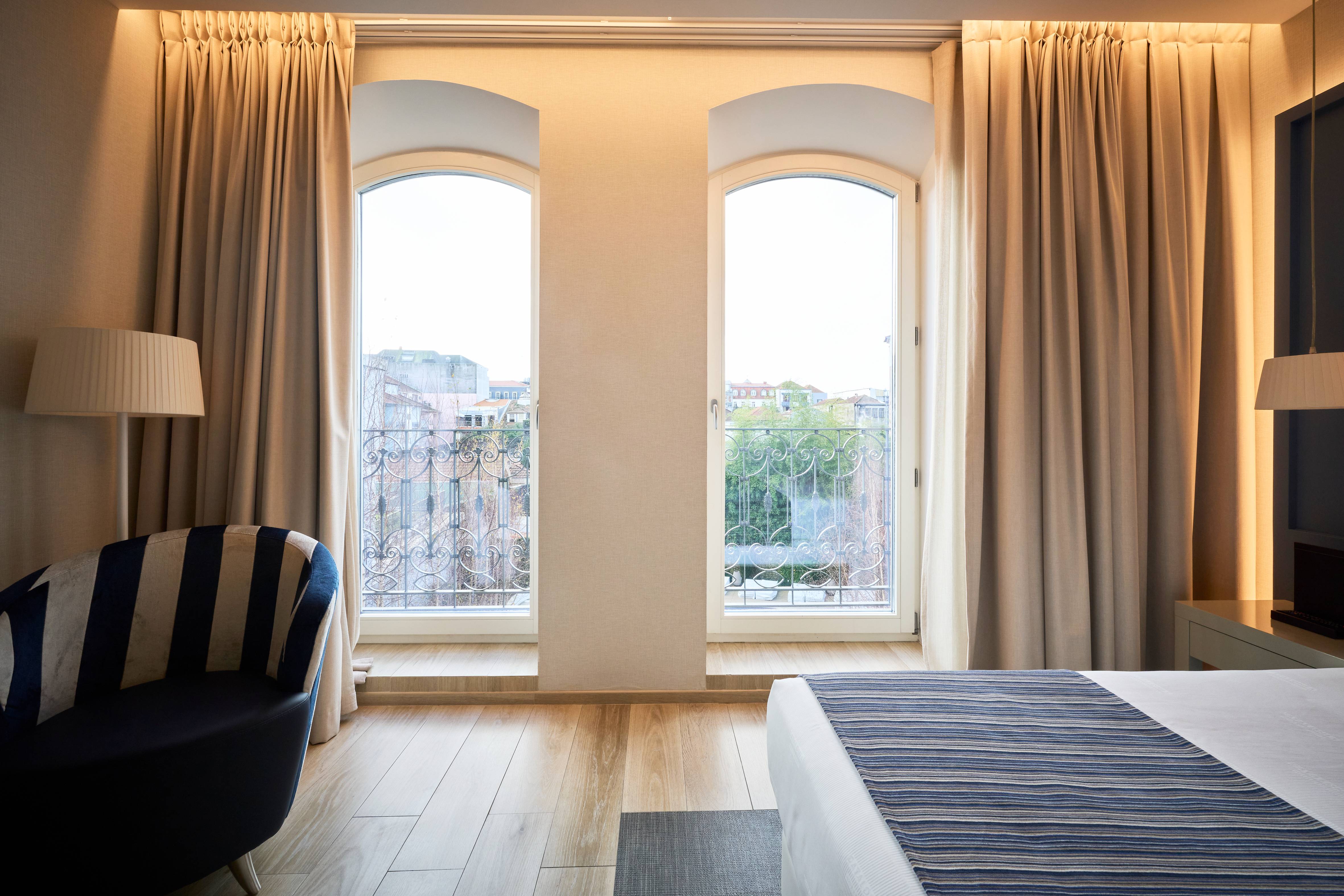 Double Single with Balcony