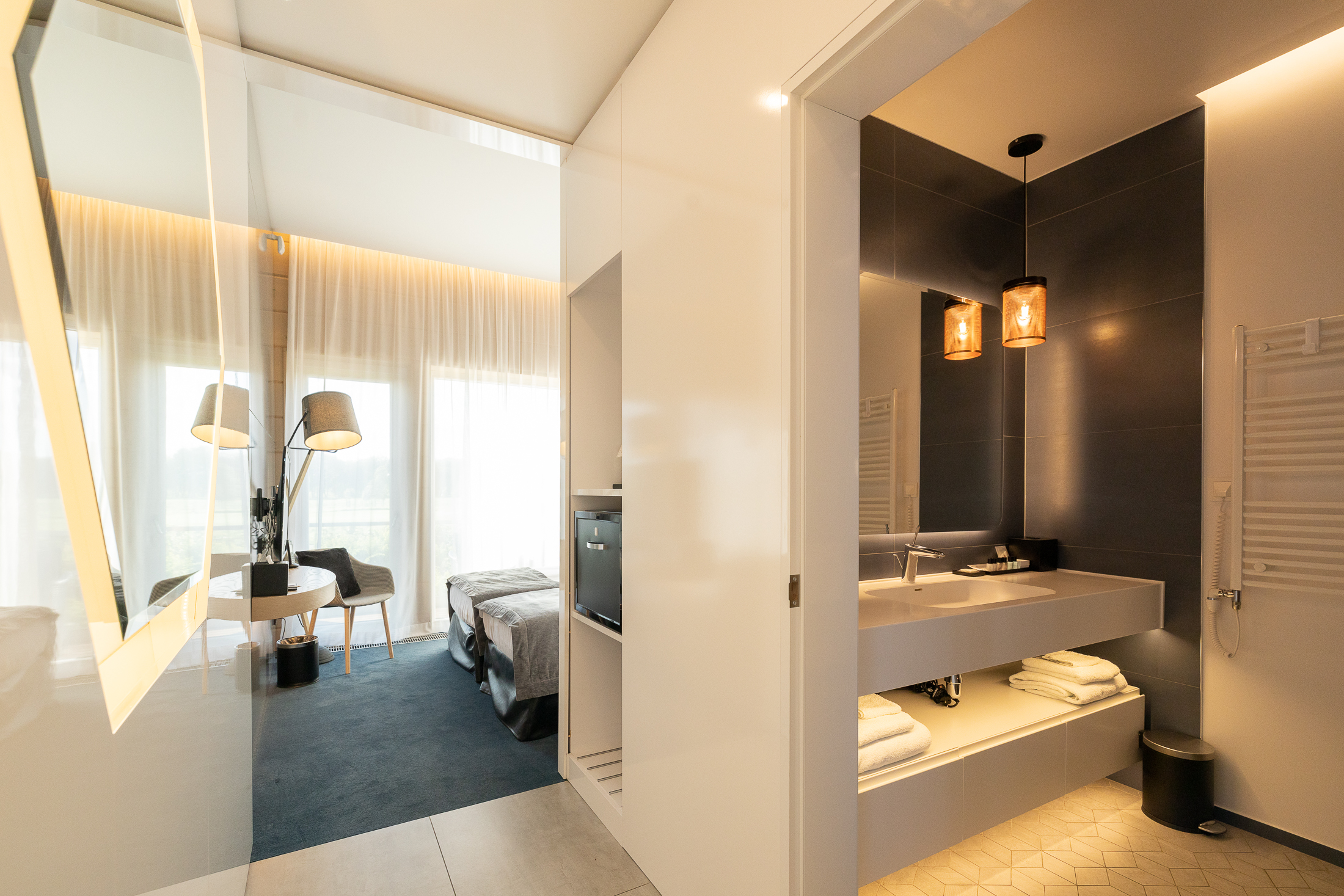 Double or Twin Standard