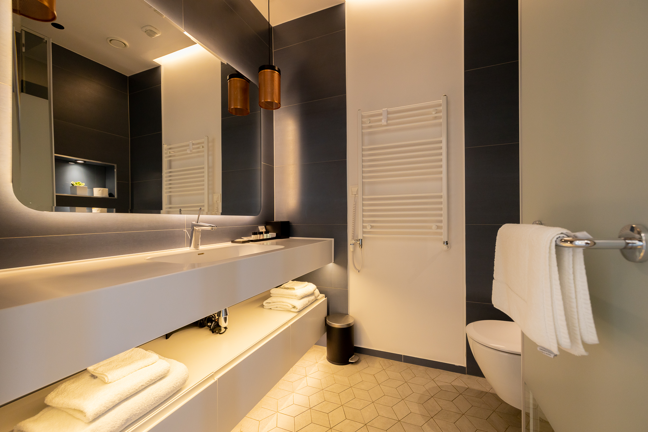 Double or Twin Standard