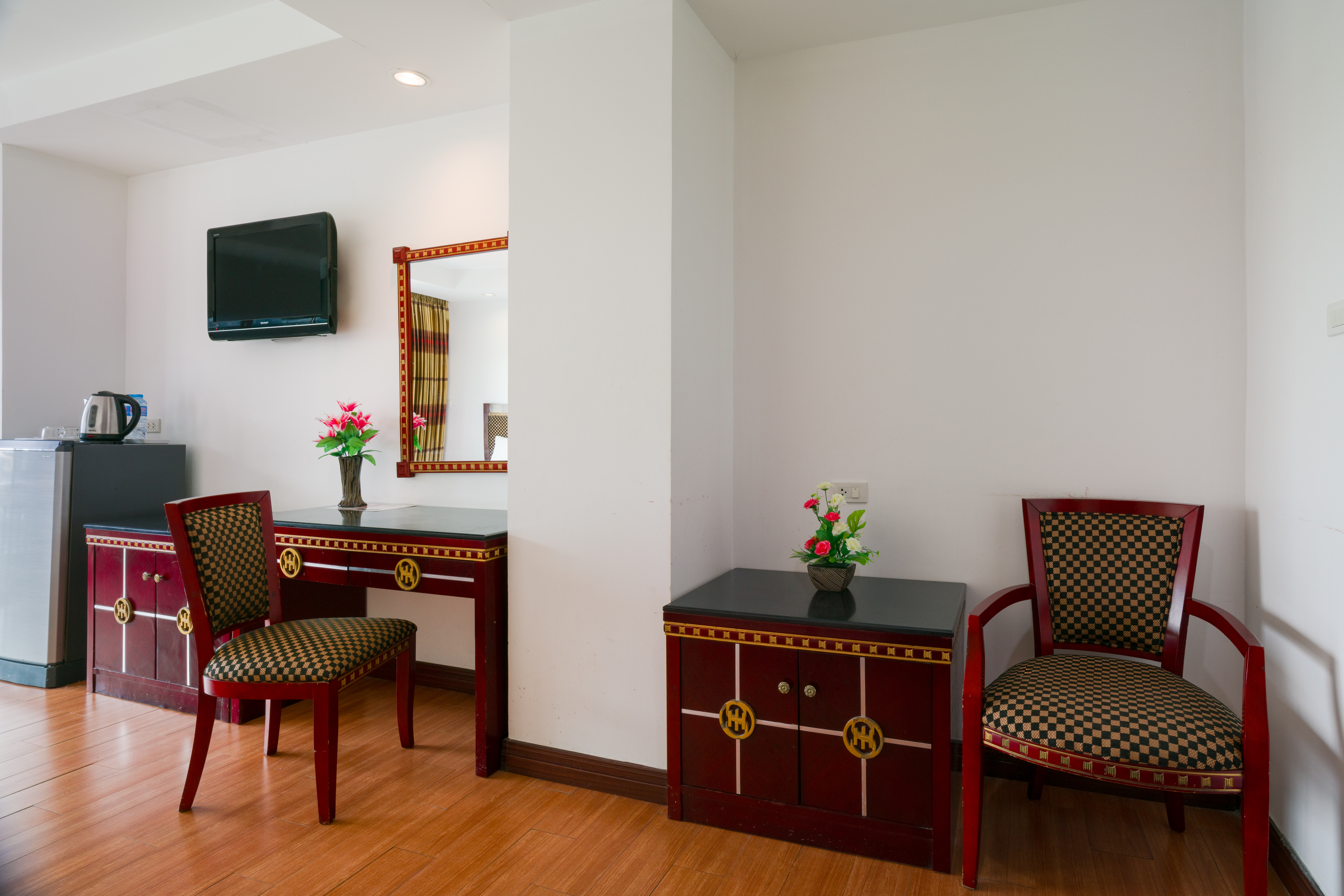 Twin Superior City View