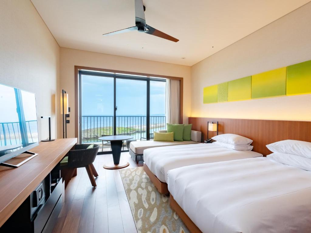 Double Ocean View King Bed