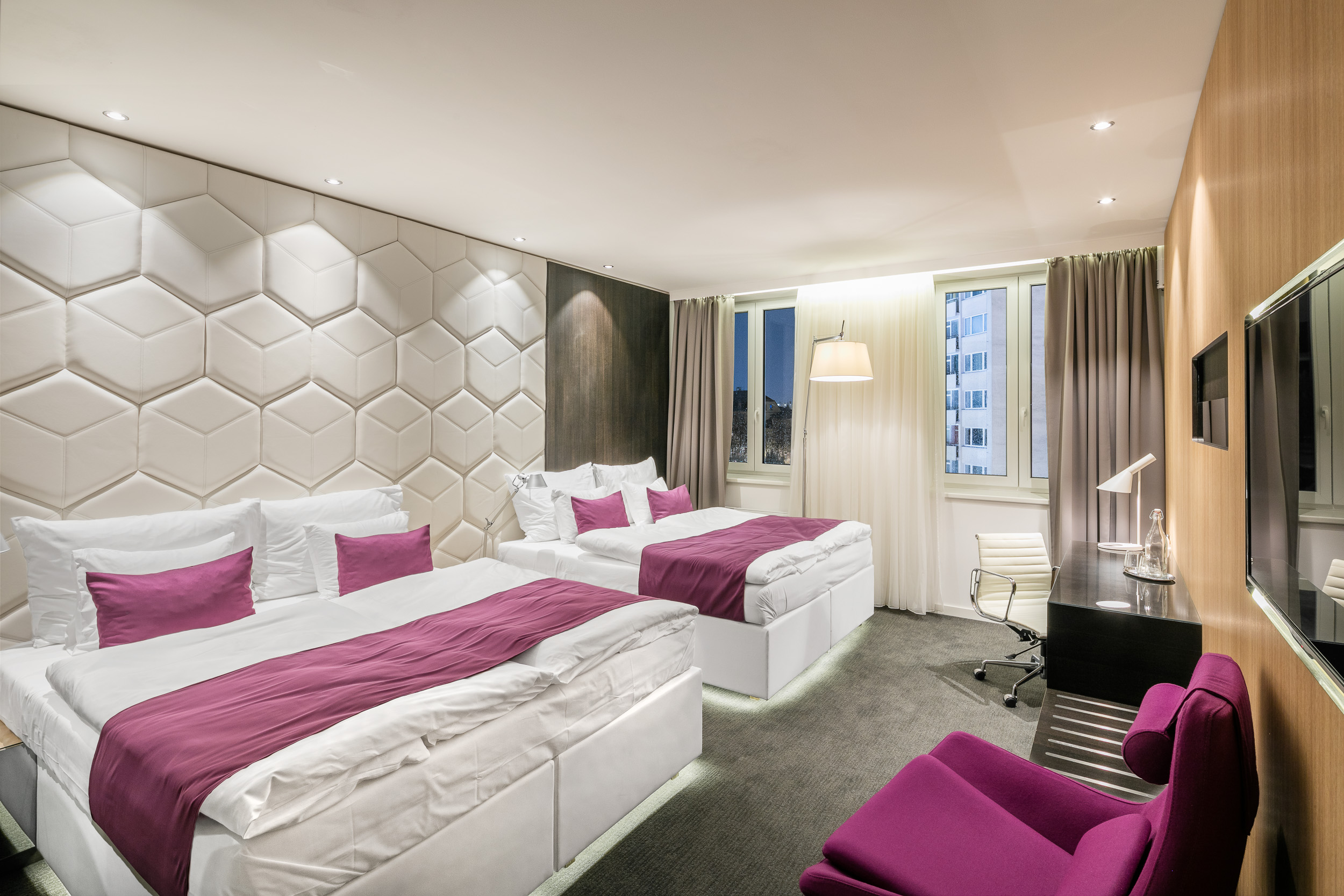 Family Room Executive