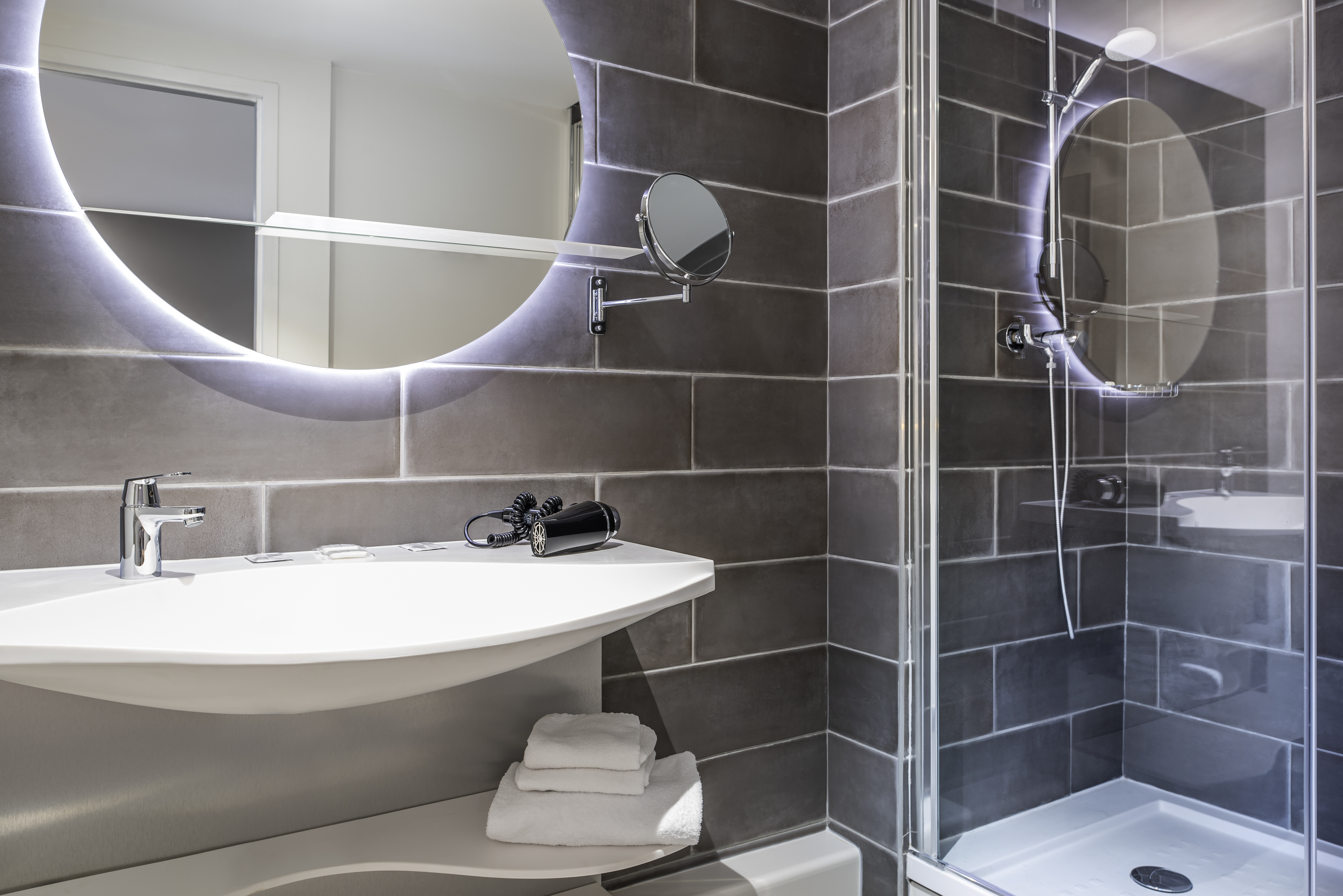 Apartment Capacity 4