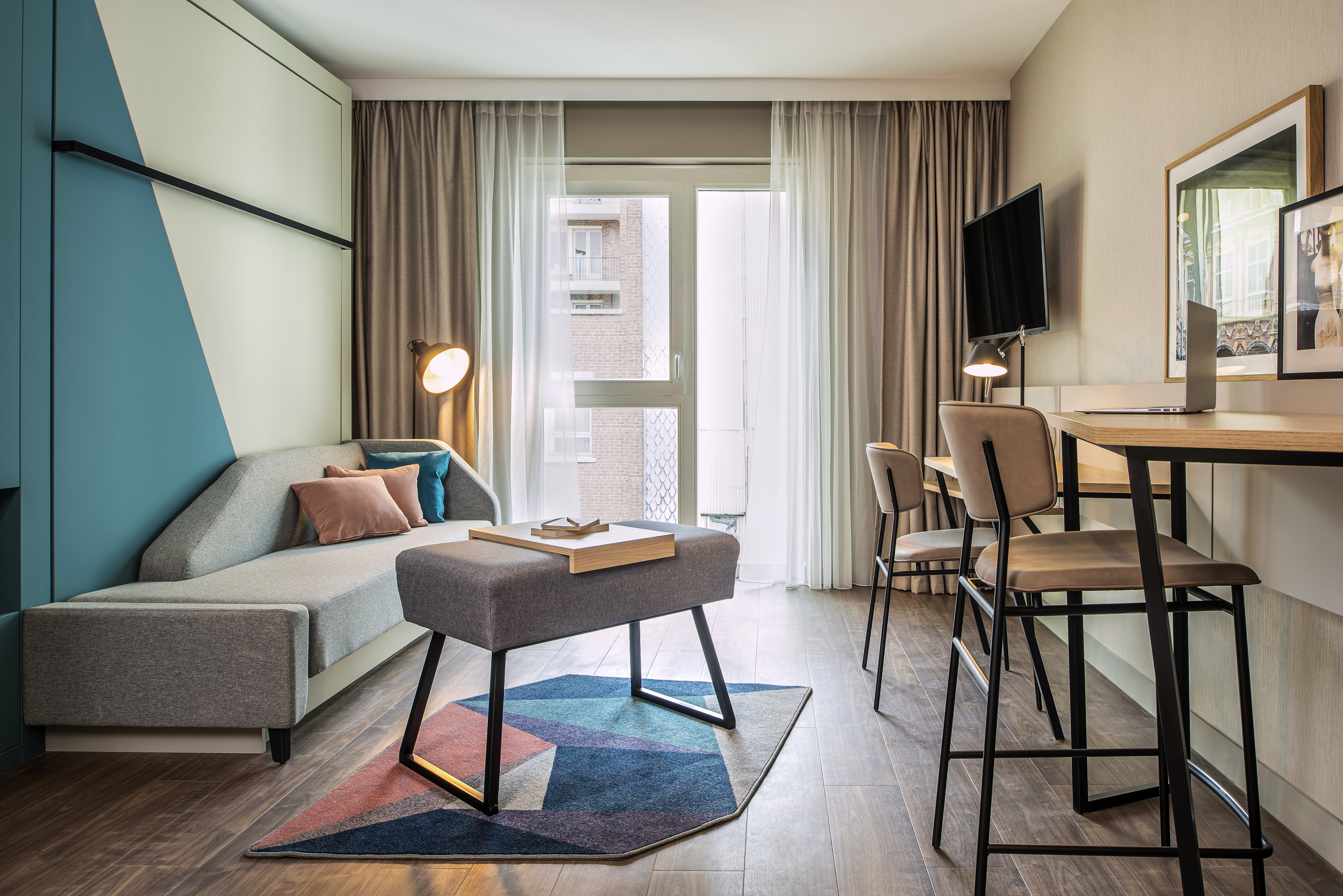 Apartment Capacity 4