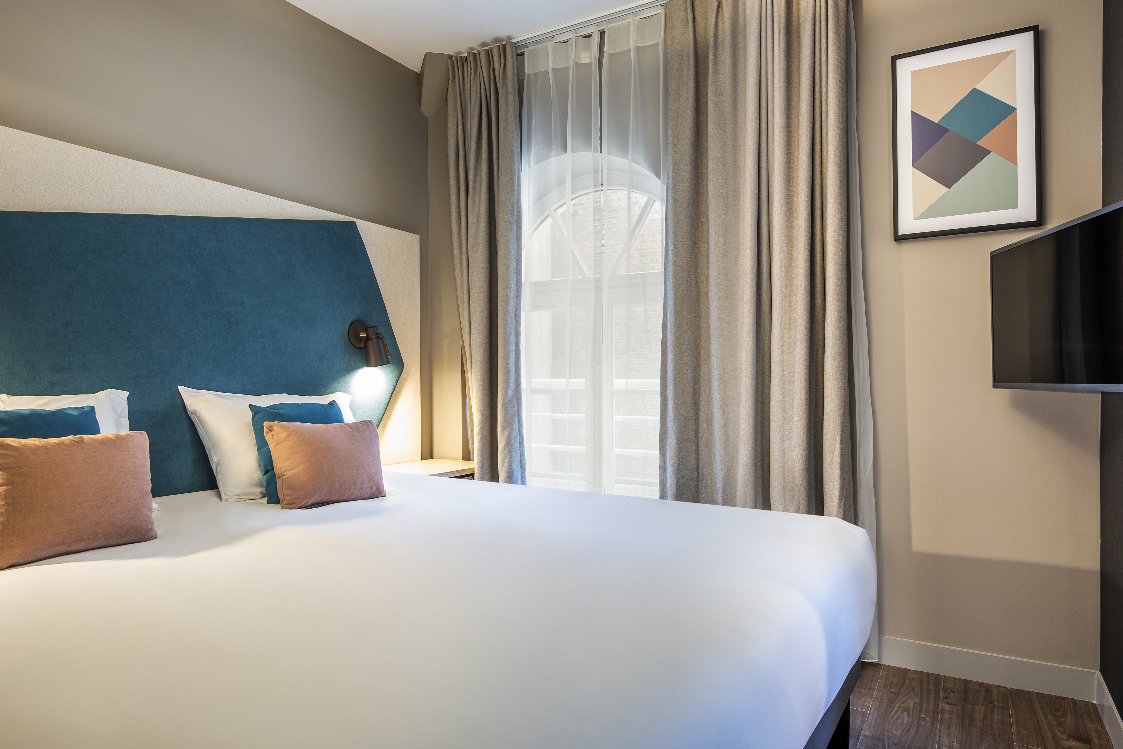 Apartment Capacity 4