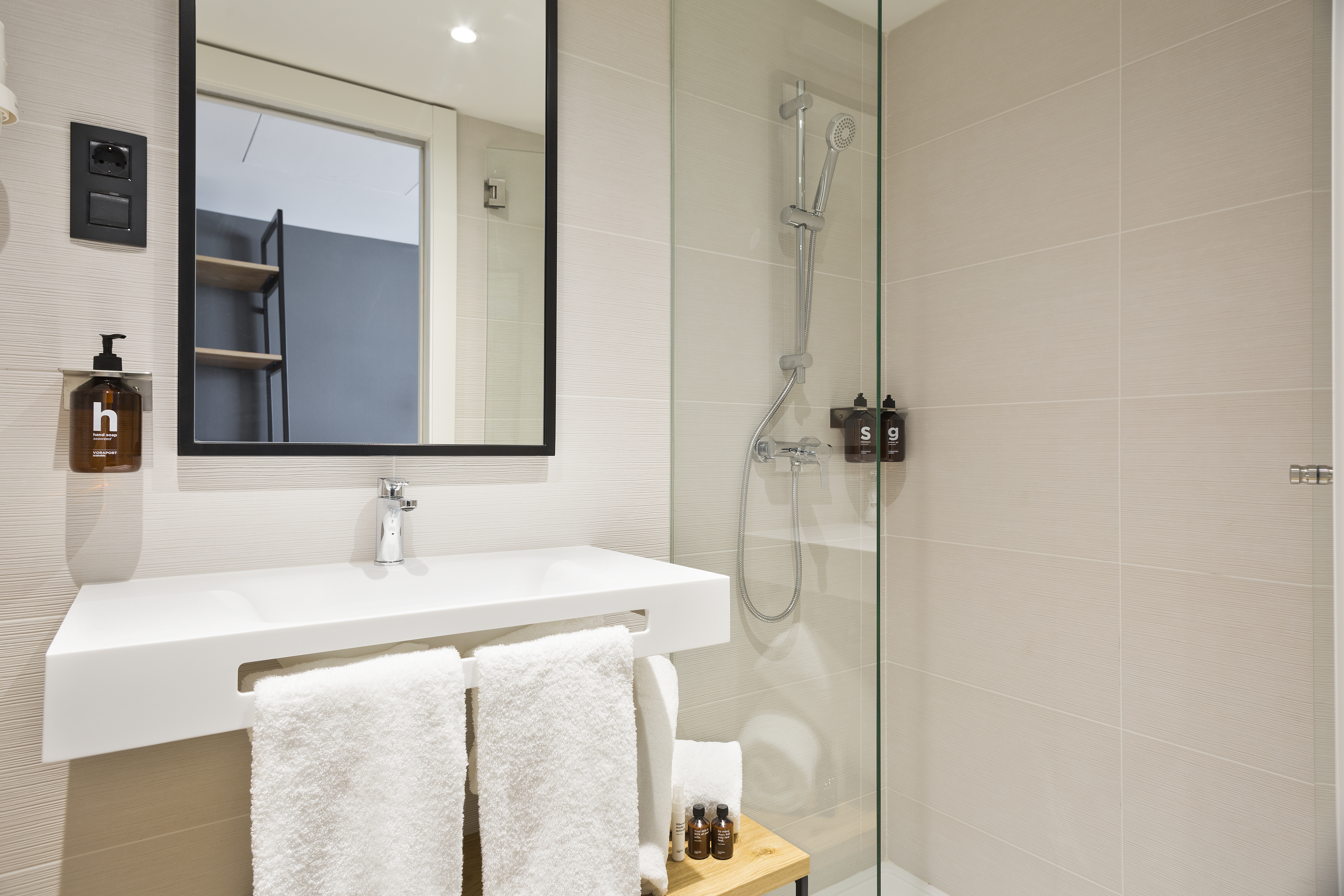 Double or Twin Standard