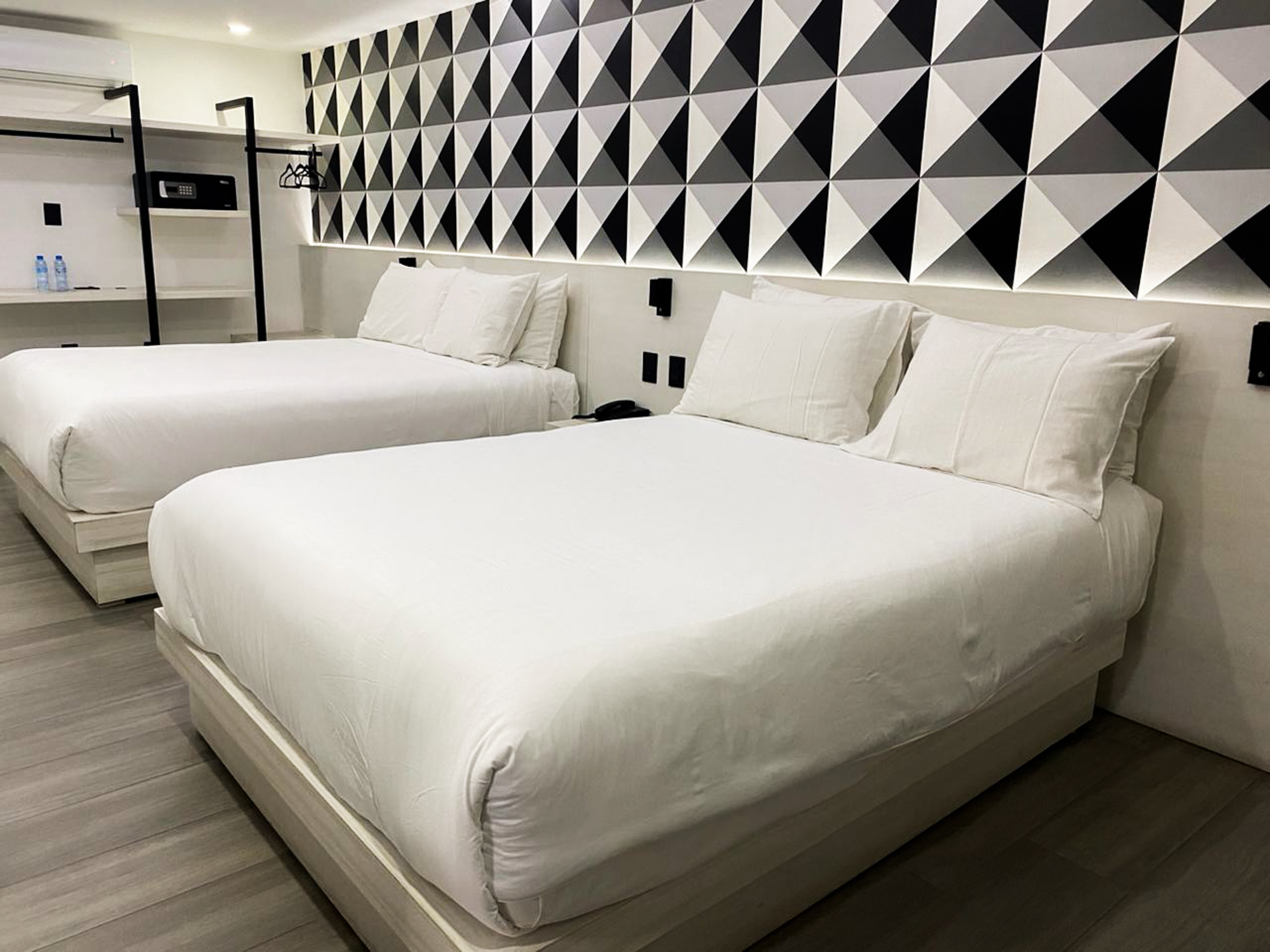 Room Deluxe Two Double Beds