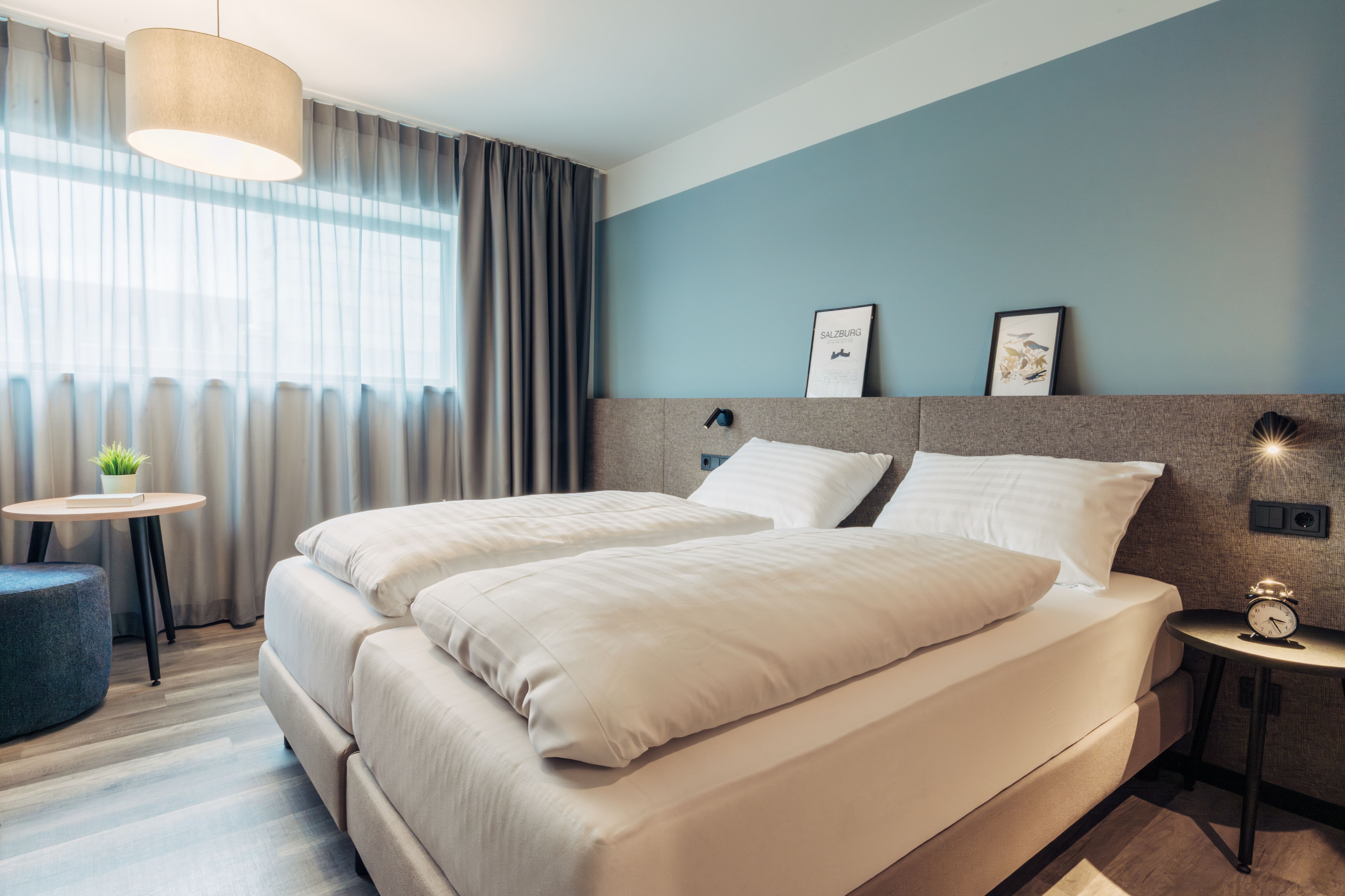 Double or Twin Standard