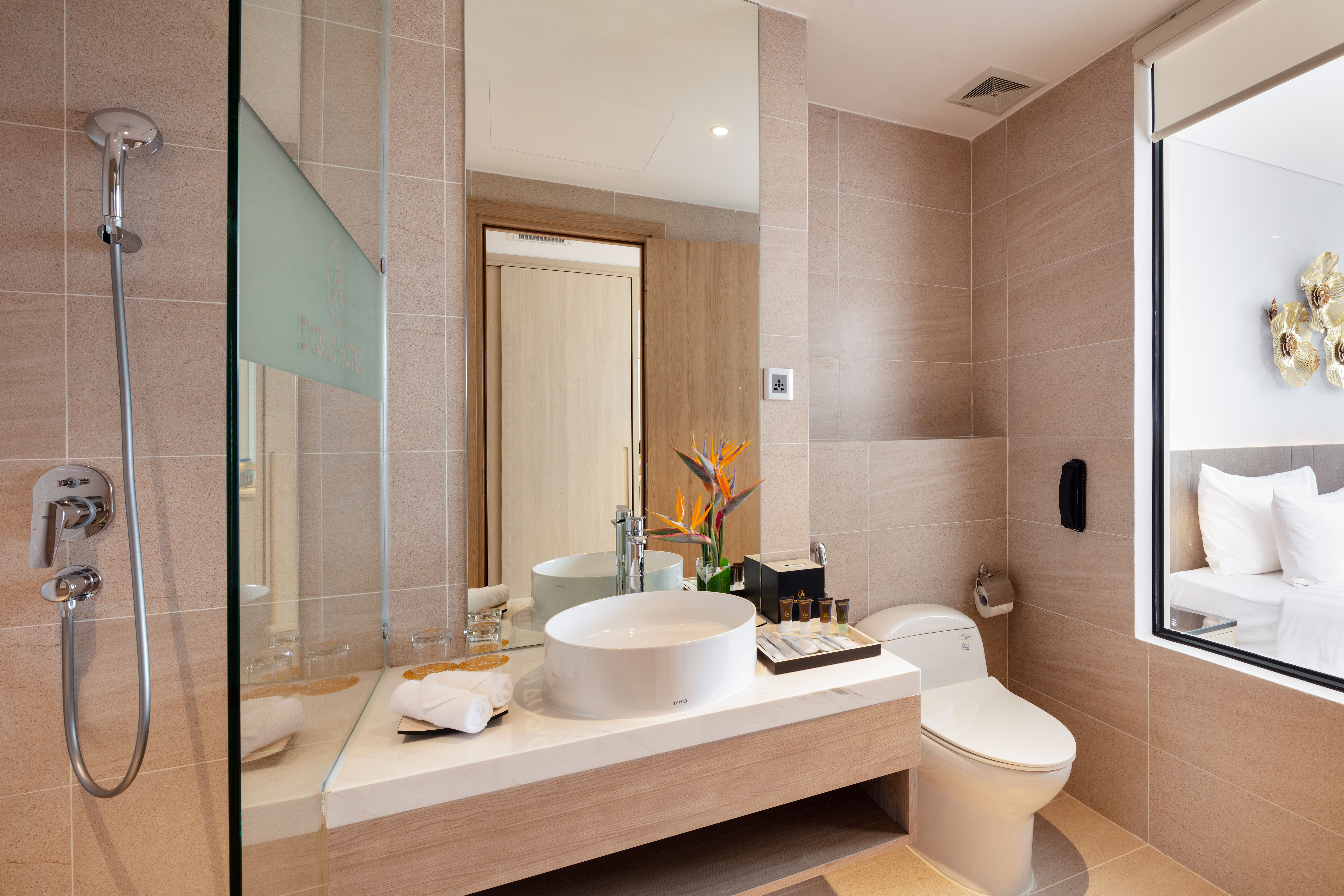 Twin Deluxe City View