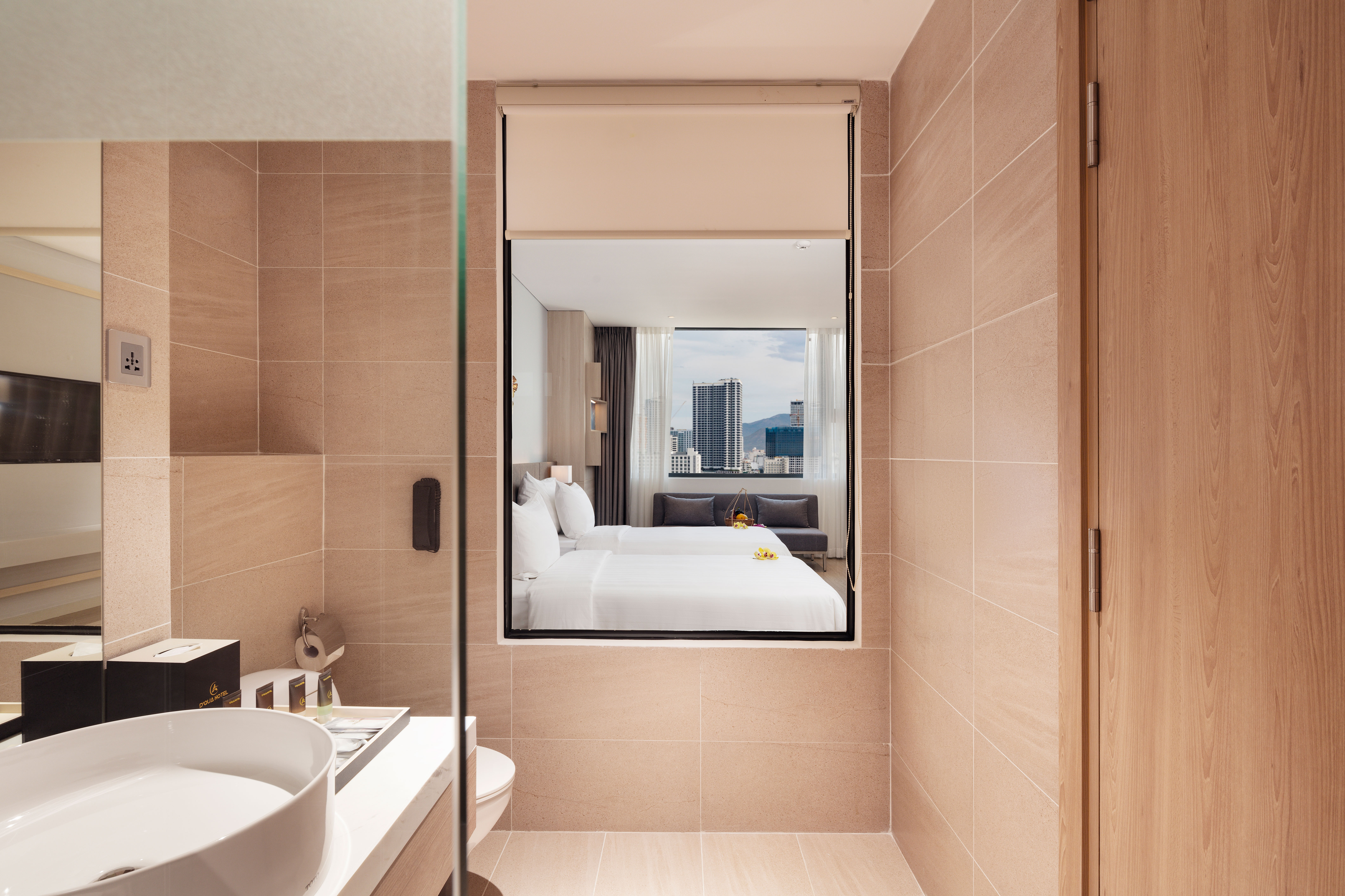 Twin Deluxe City View