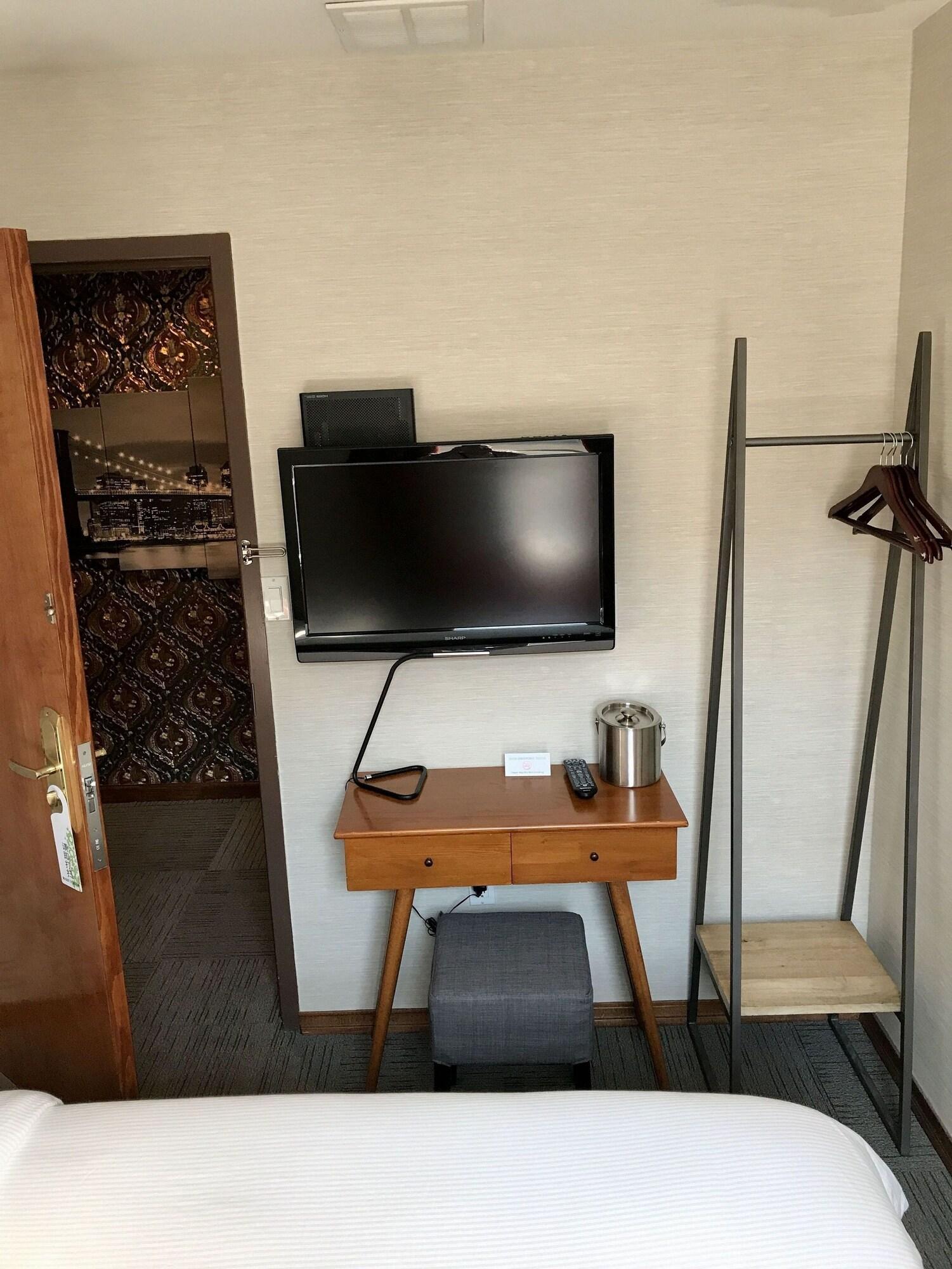 Double Queen Size Bed