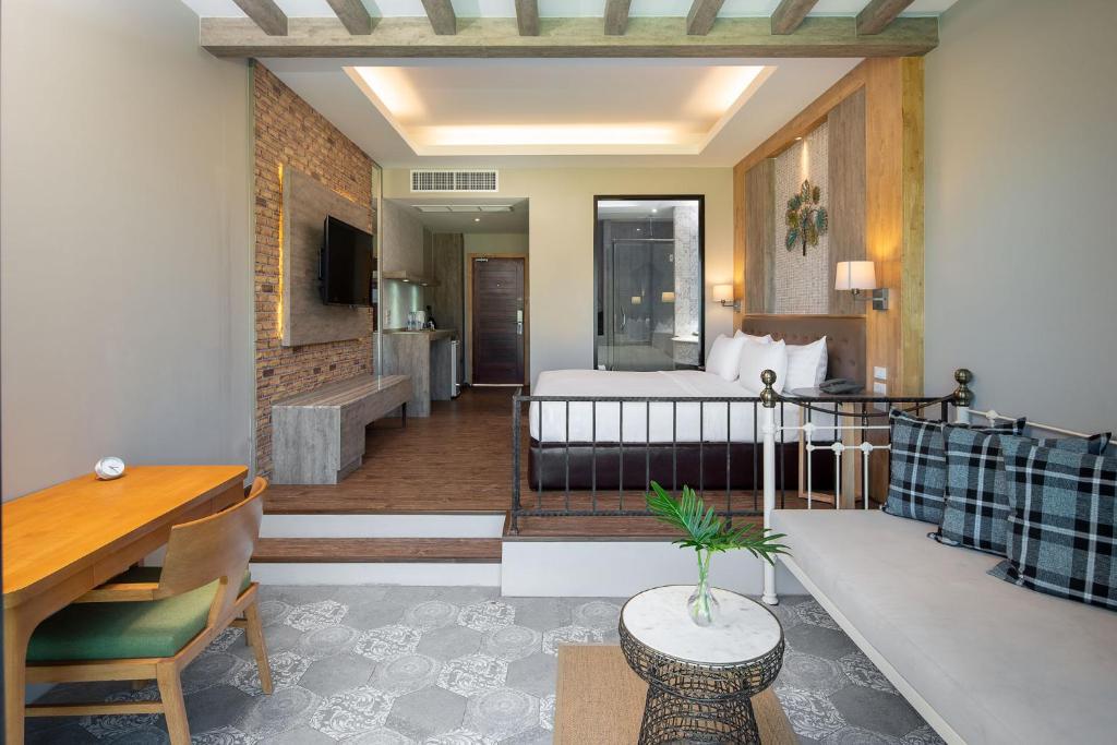 Double or Twin Deluxe Sea View