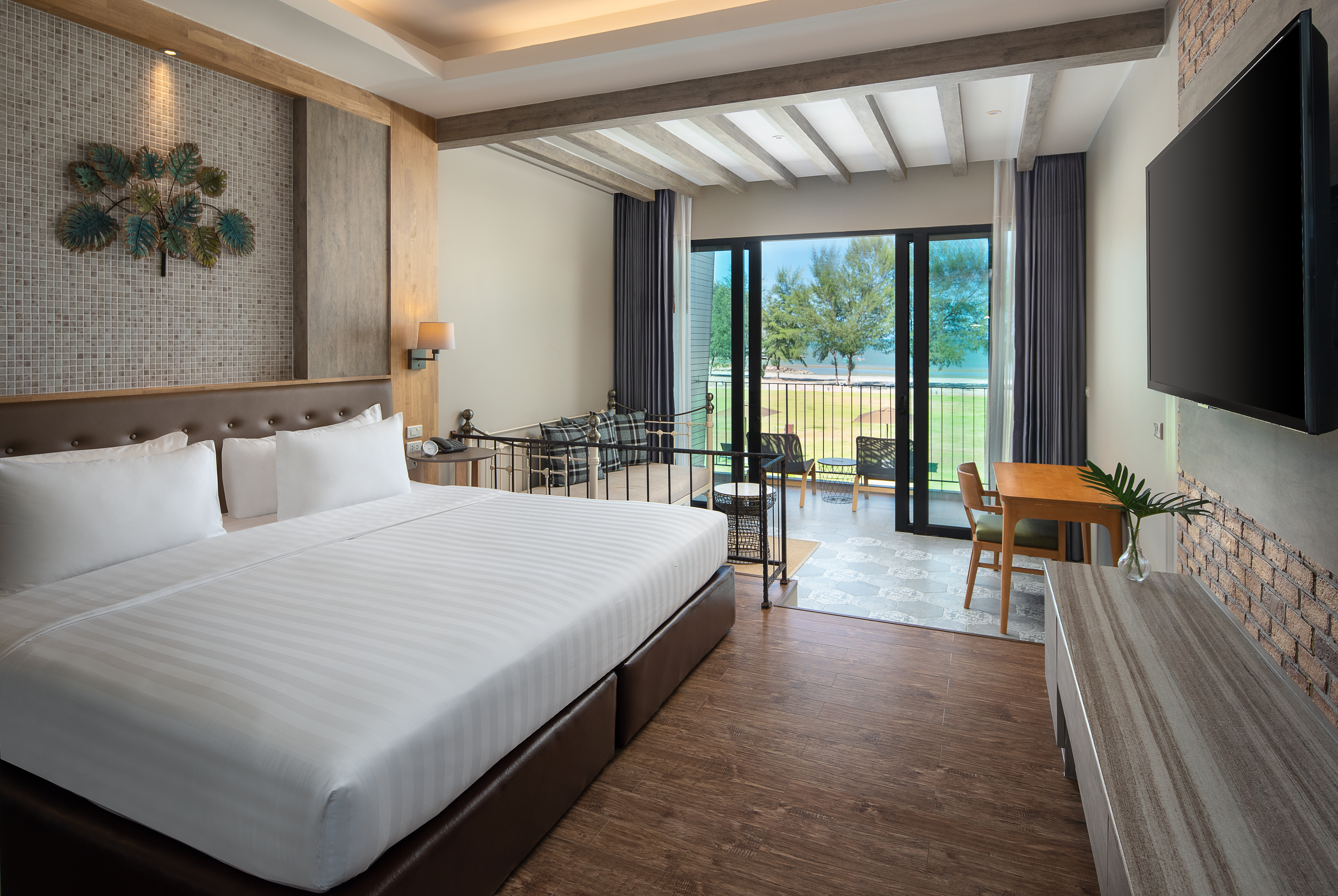 Double or Twin Deluxe Pool View