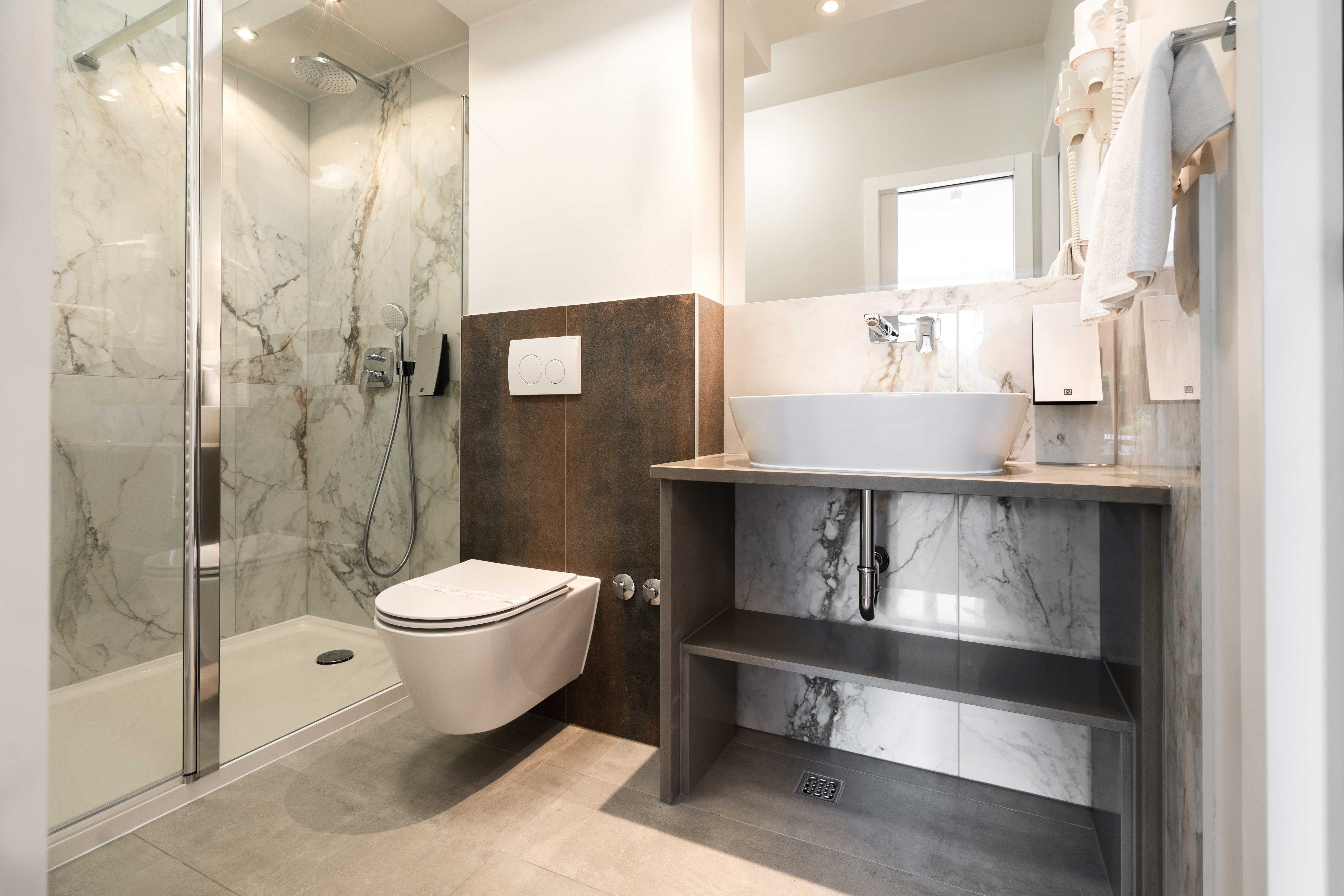 Junior Suite with Balcony