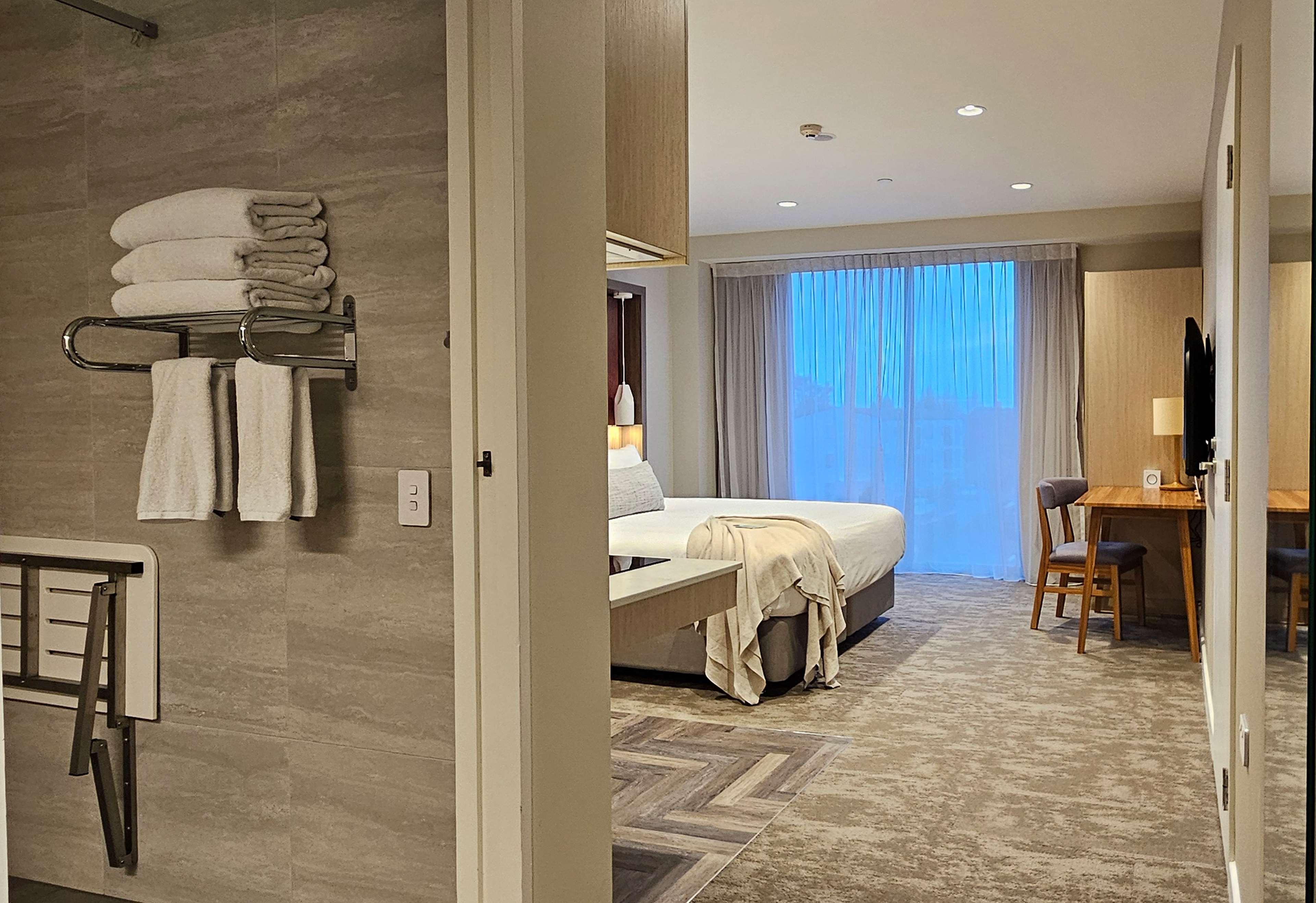 Double Accessible King Size Bed