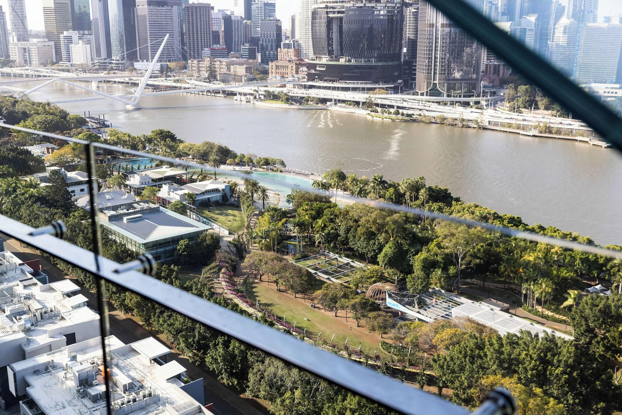 Studio Premium with Views