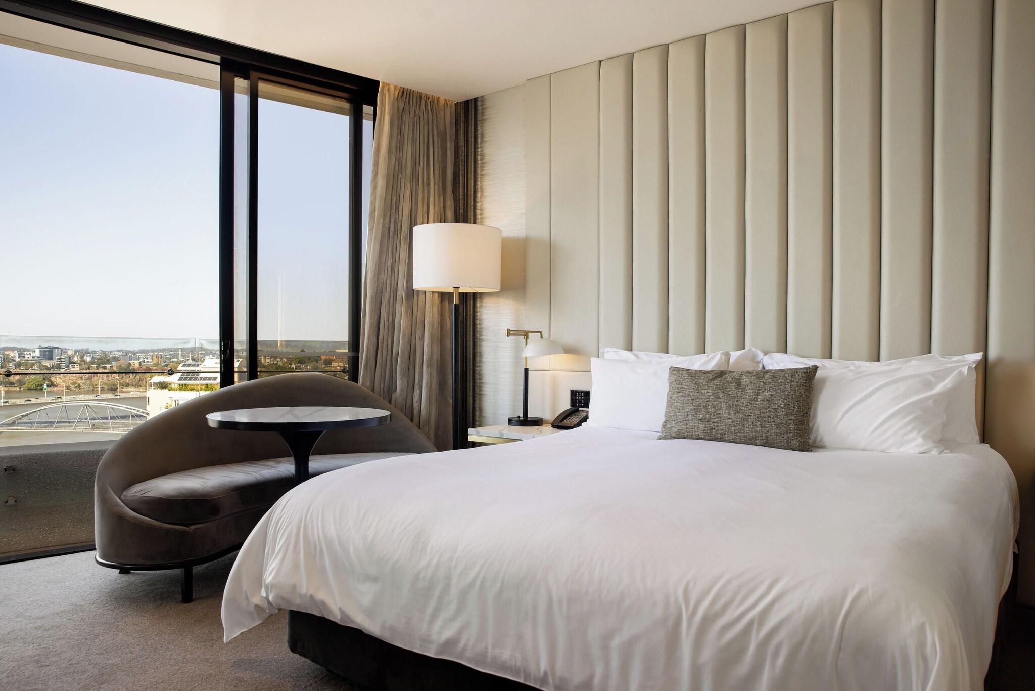 Studio Premium with Views