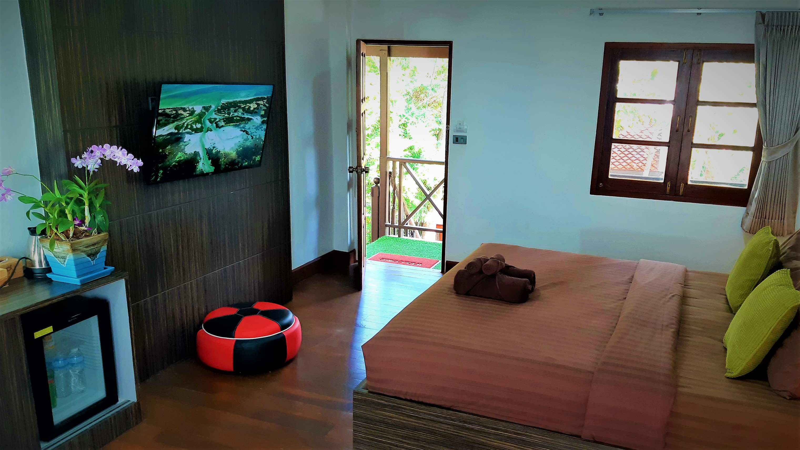 Double Superior King Bed