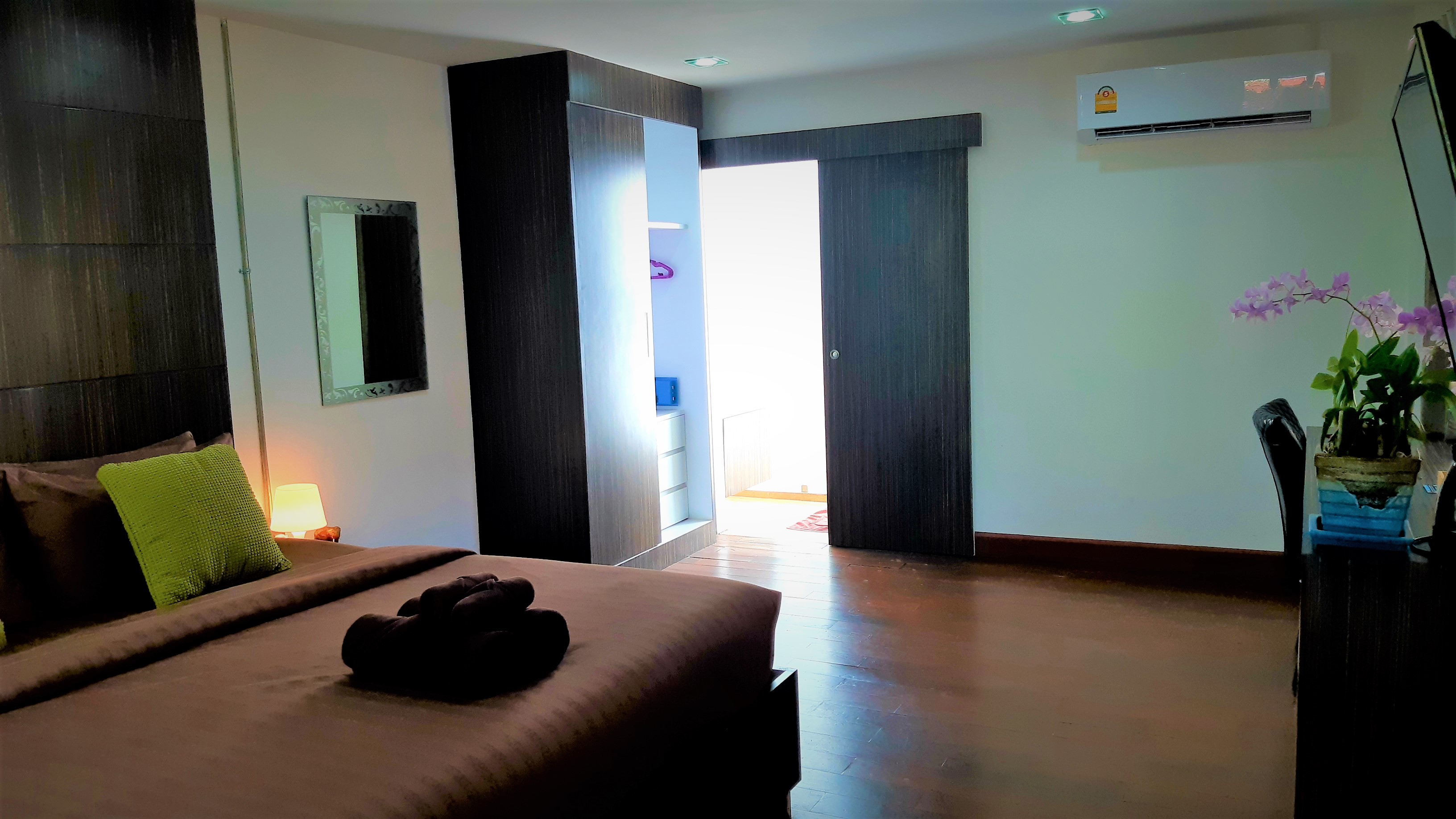 Double Superior King Bed