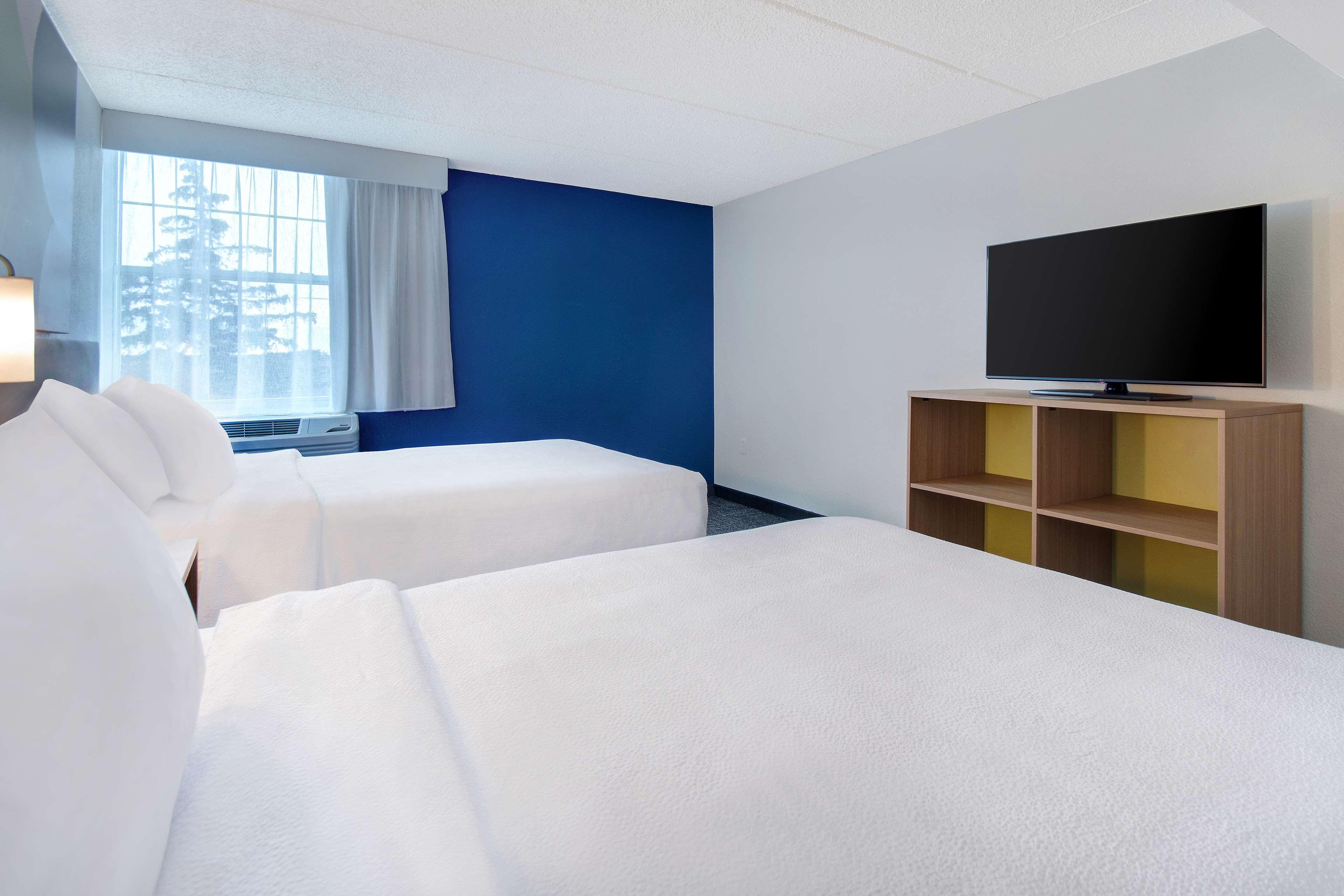 Suite Two Queen Beds