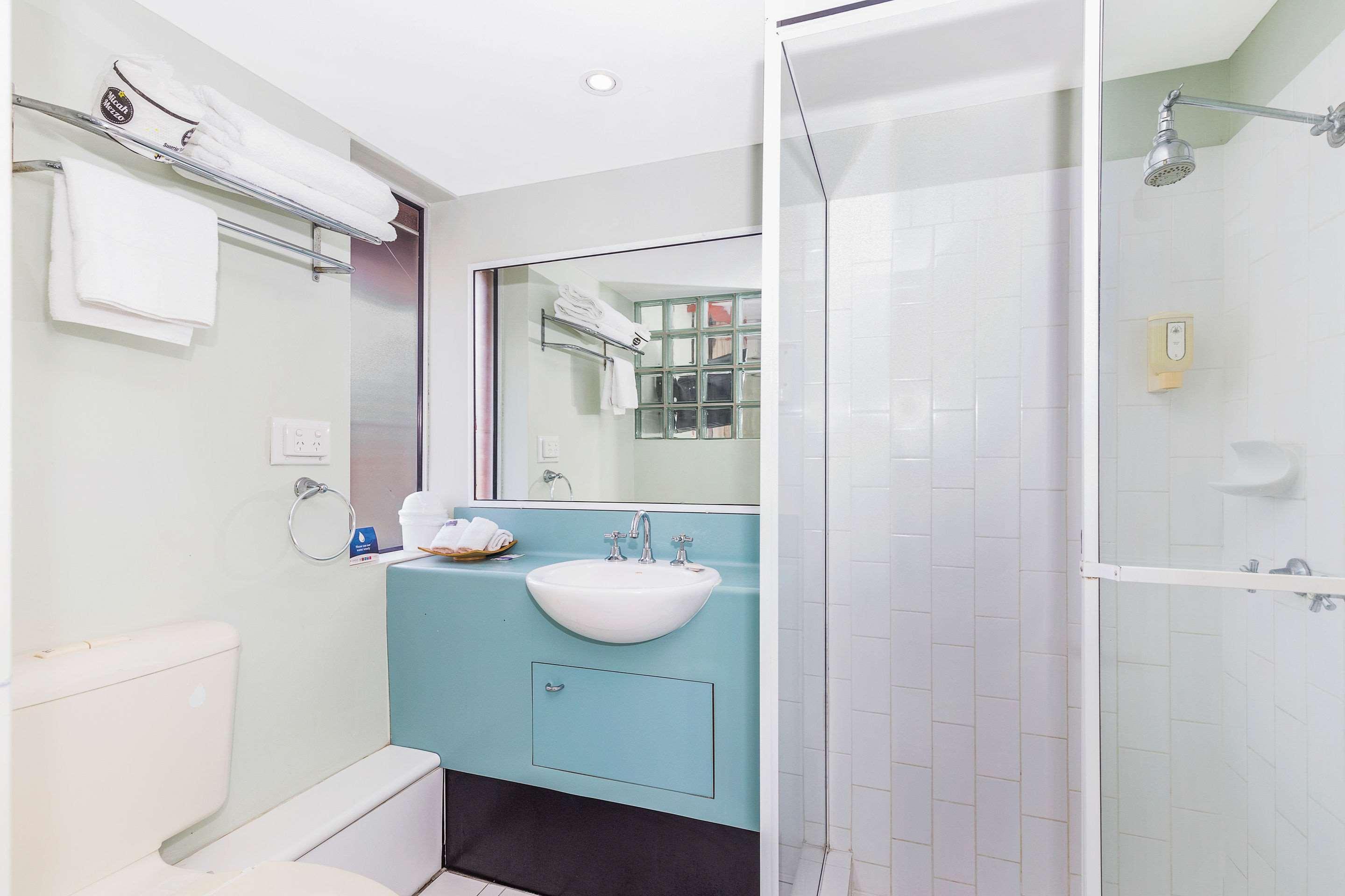 Suite Queen Size Bed