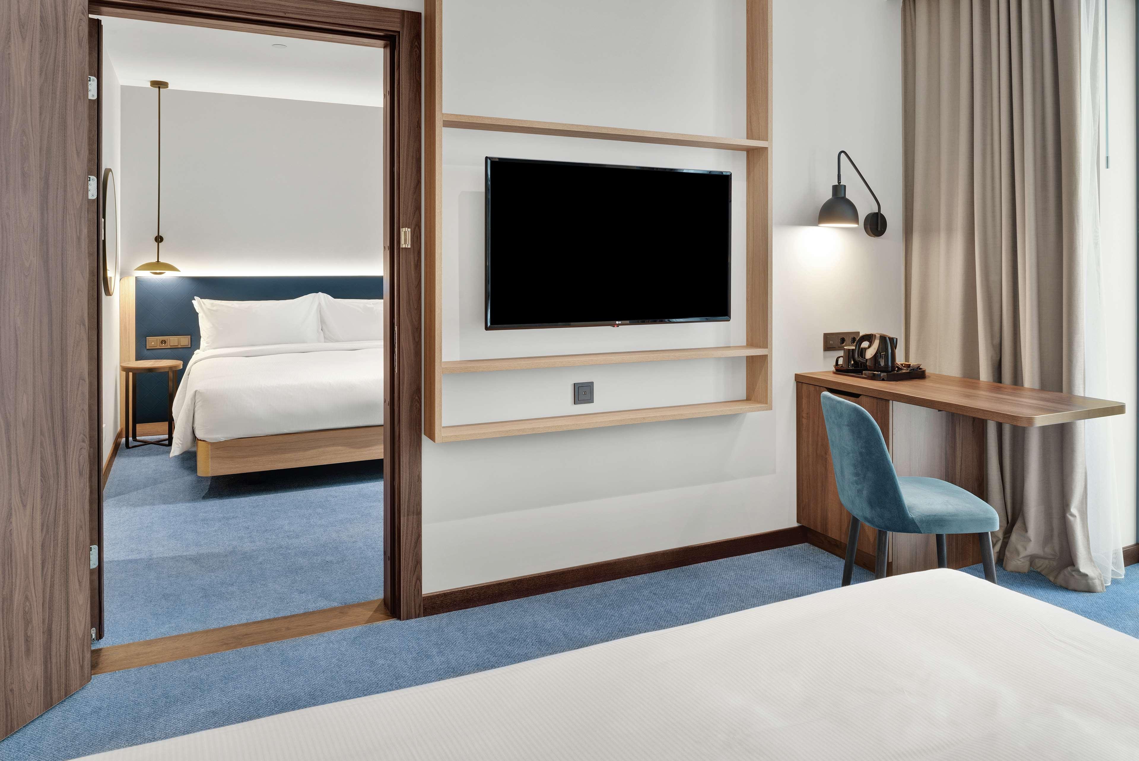 Double King Size Bed