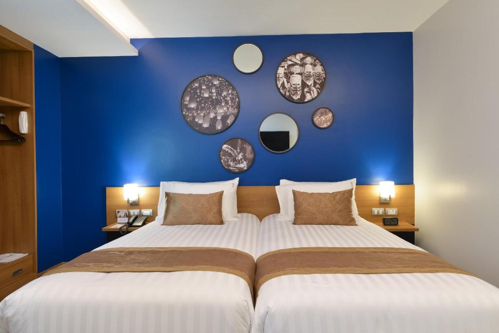 Double or Twin Deluxe