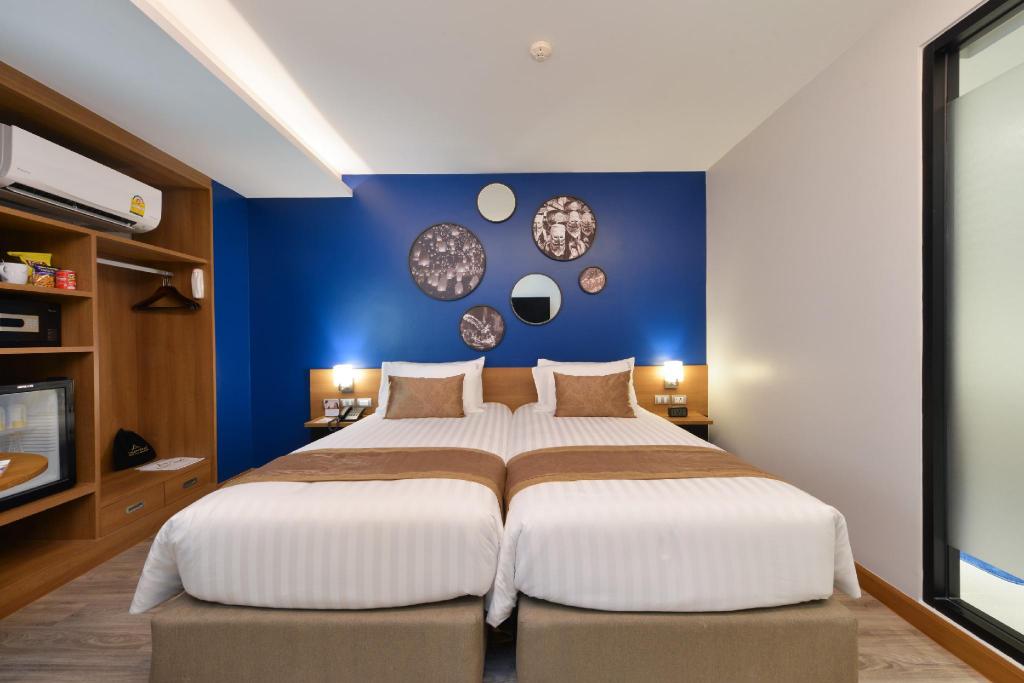 Double or Twin Deluxe