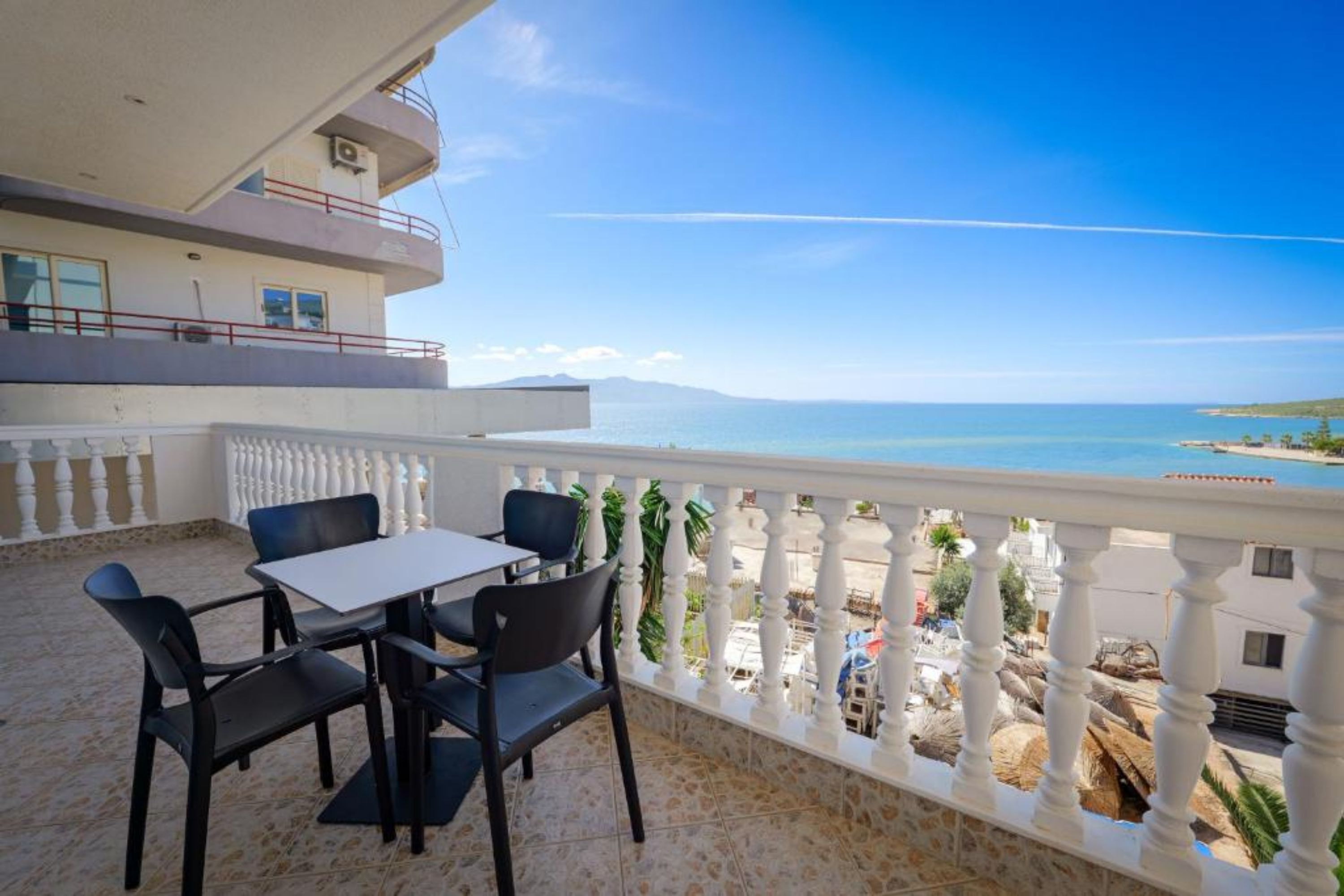 Apartment Two Bedrooms One Bathroom