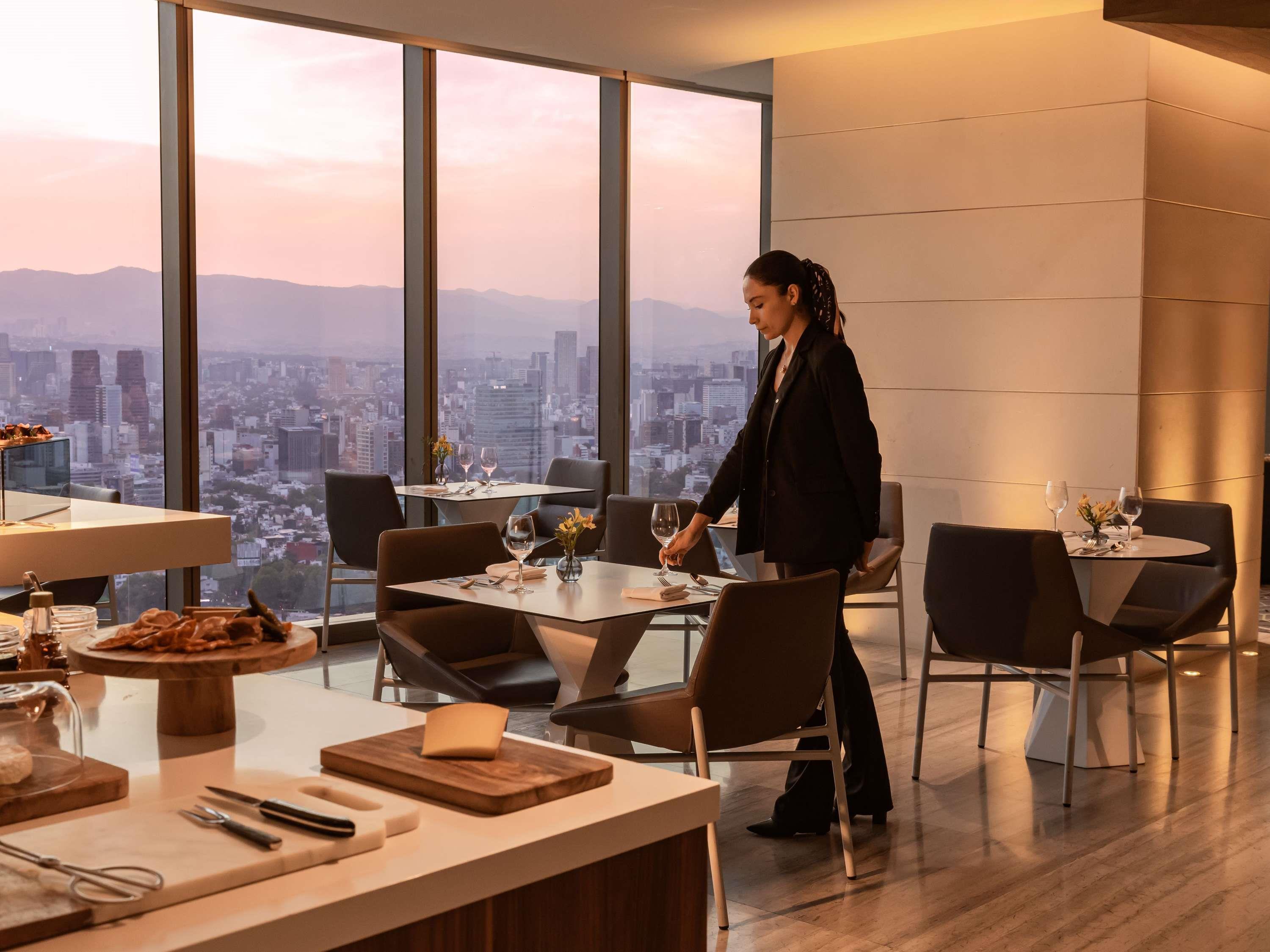 Junior Suite with Views