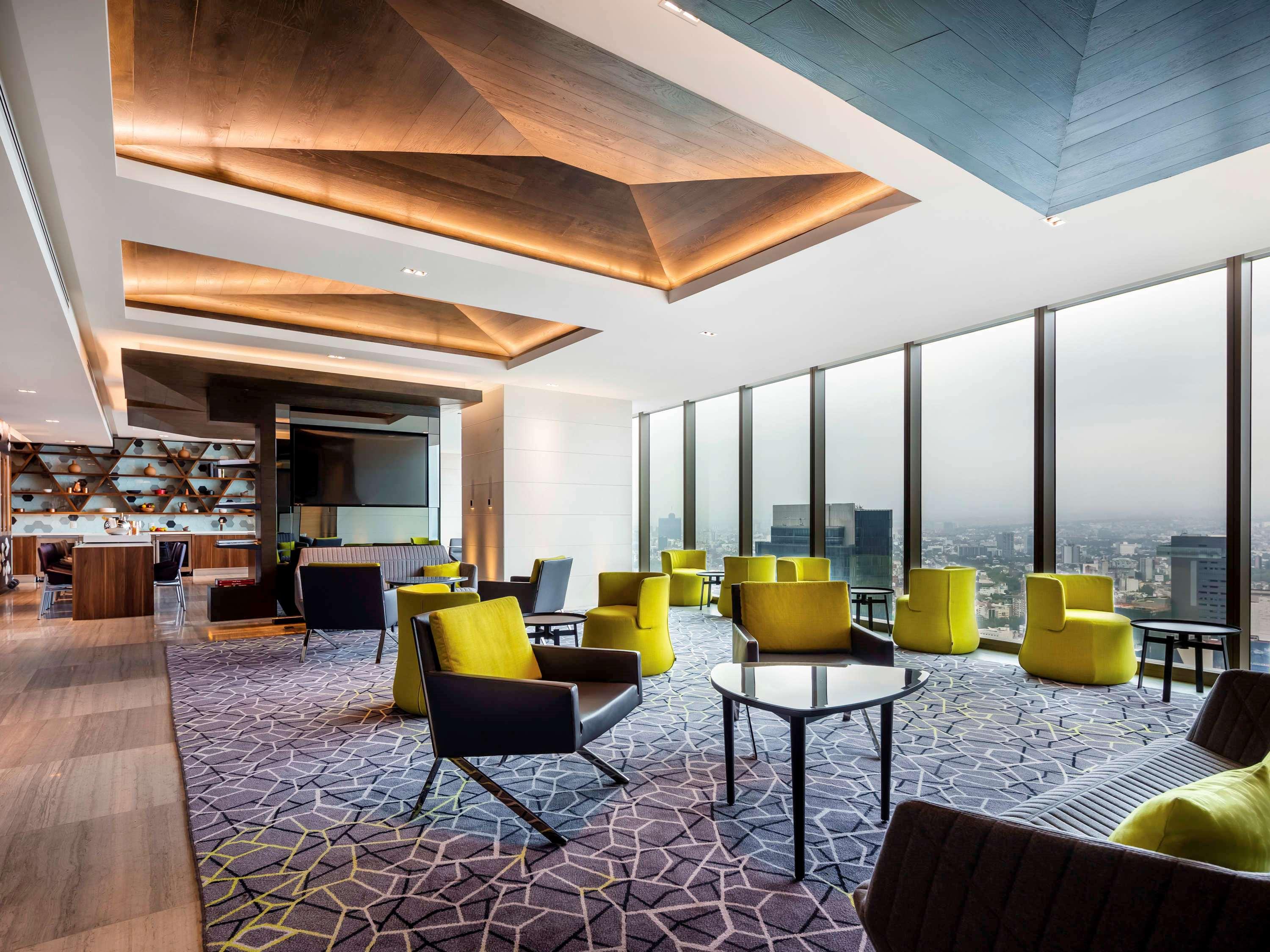 Double Club King Bed