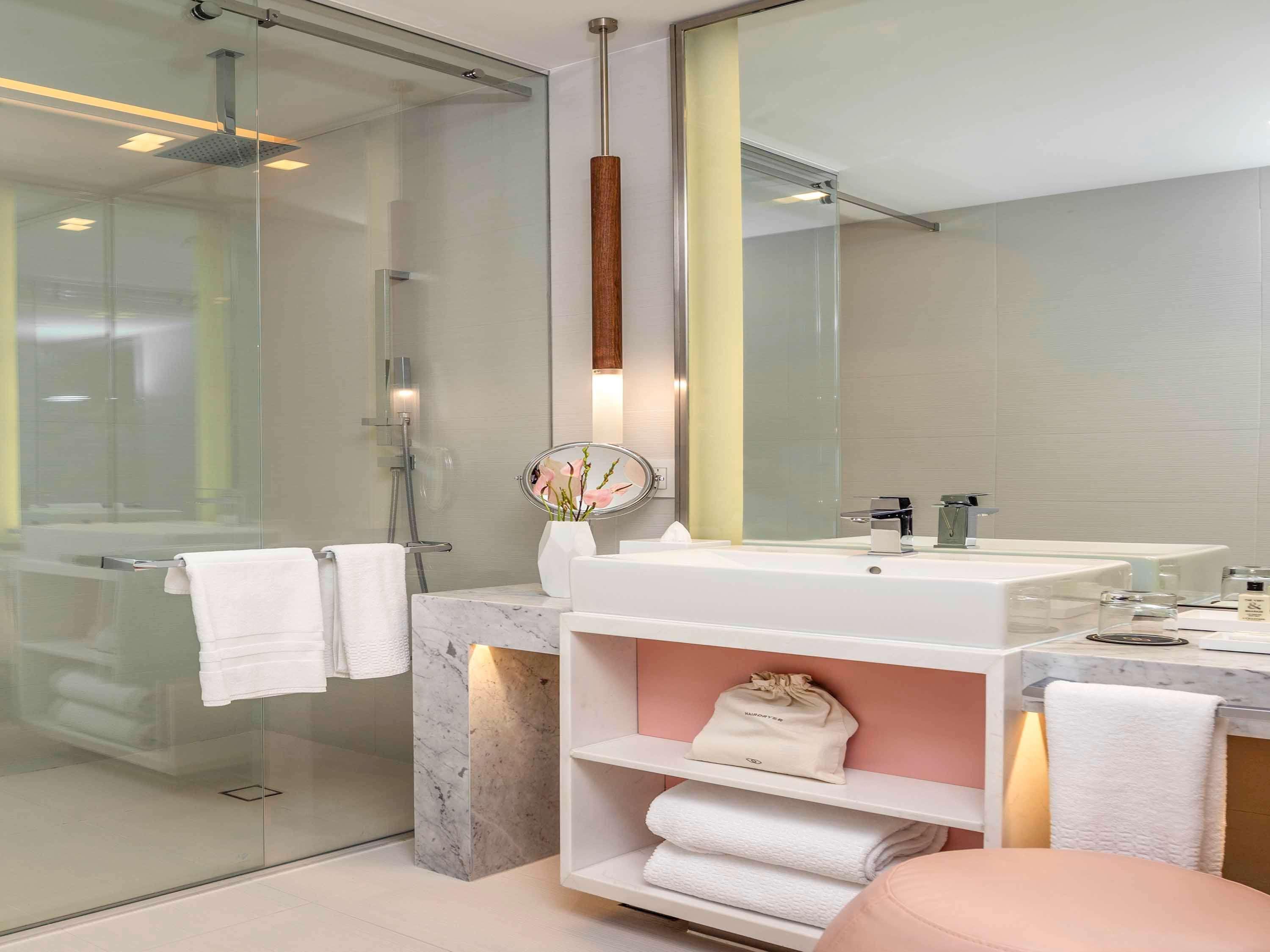 Double Superior with Views