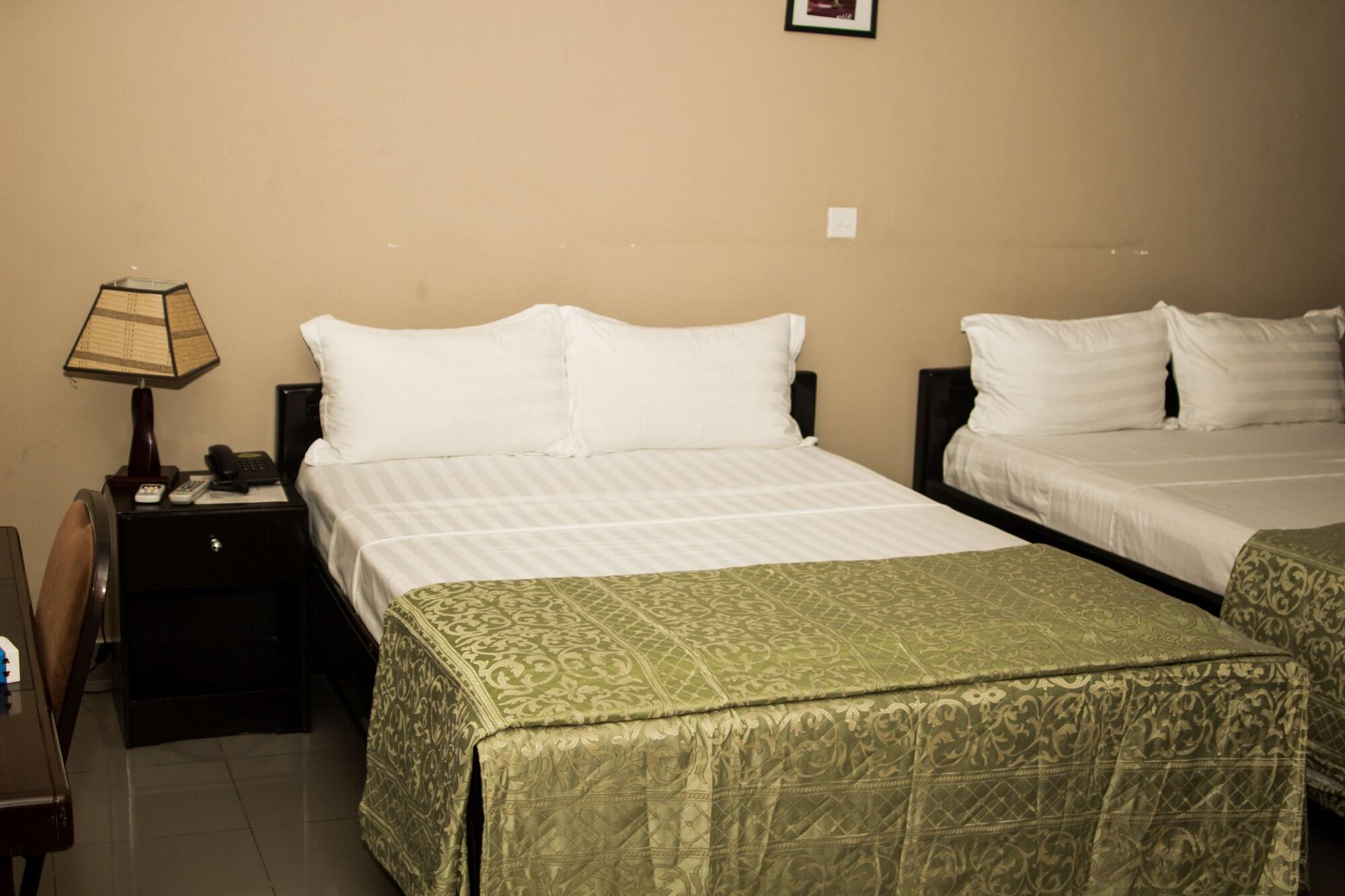 Double or Twin Standard