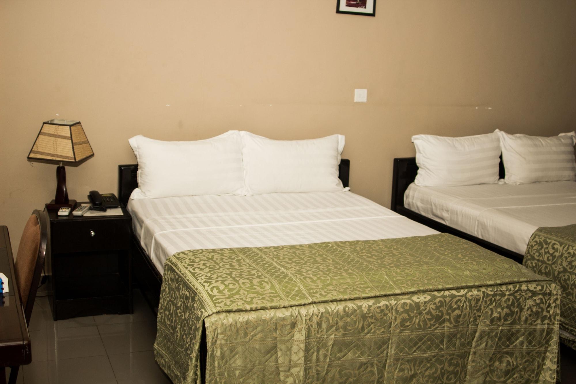 Double or Twin Standard