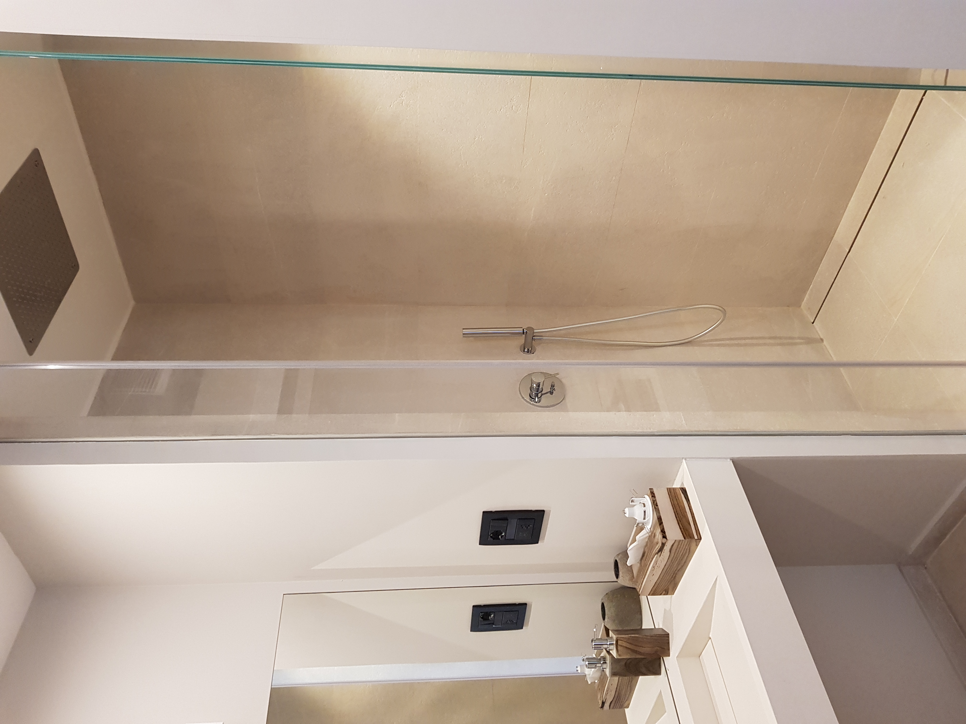 Single Superior Beach Front