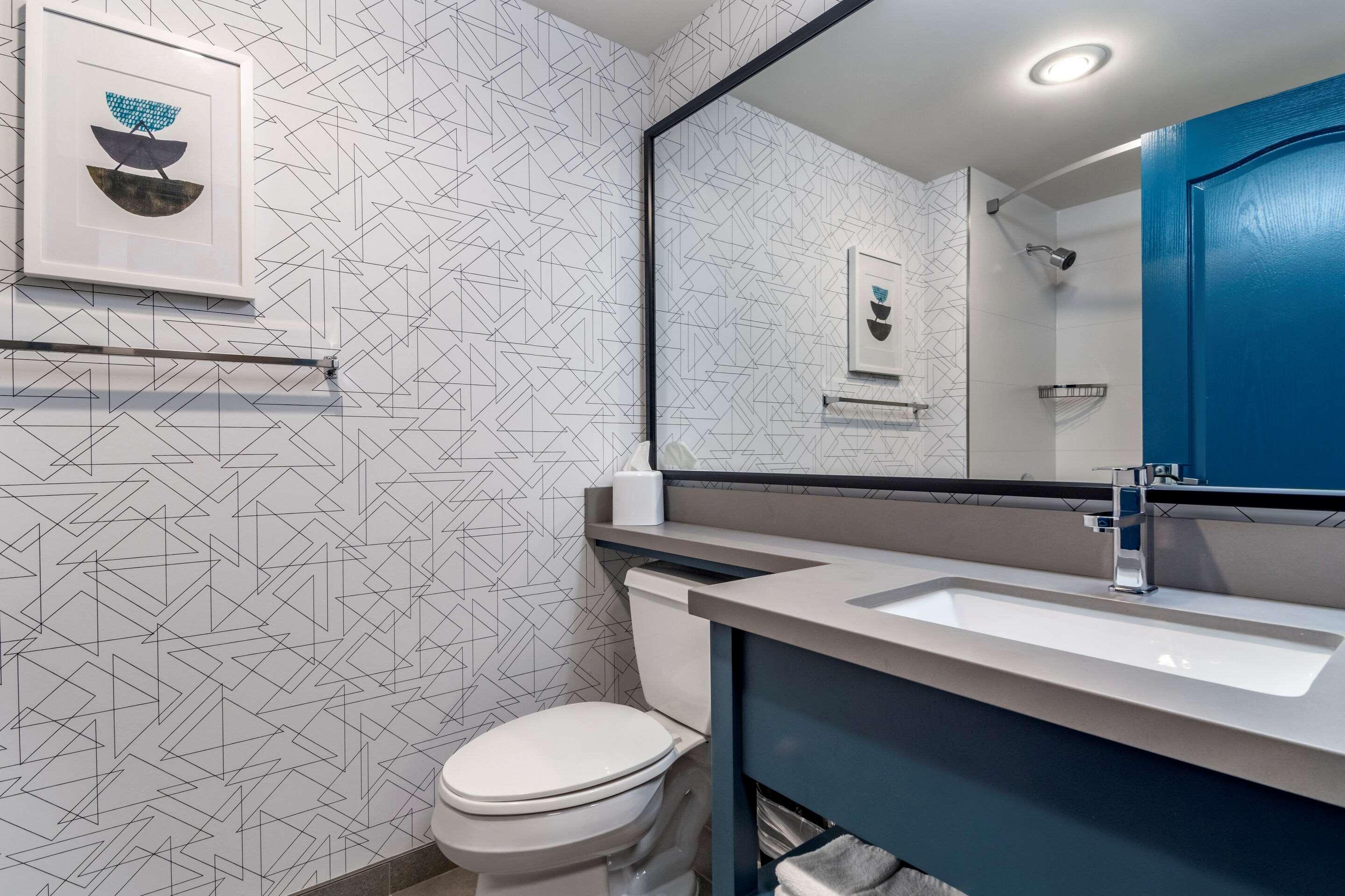 Double King Bed Non Smoking