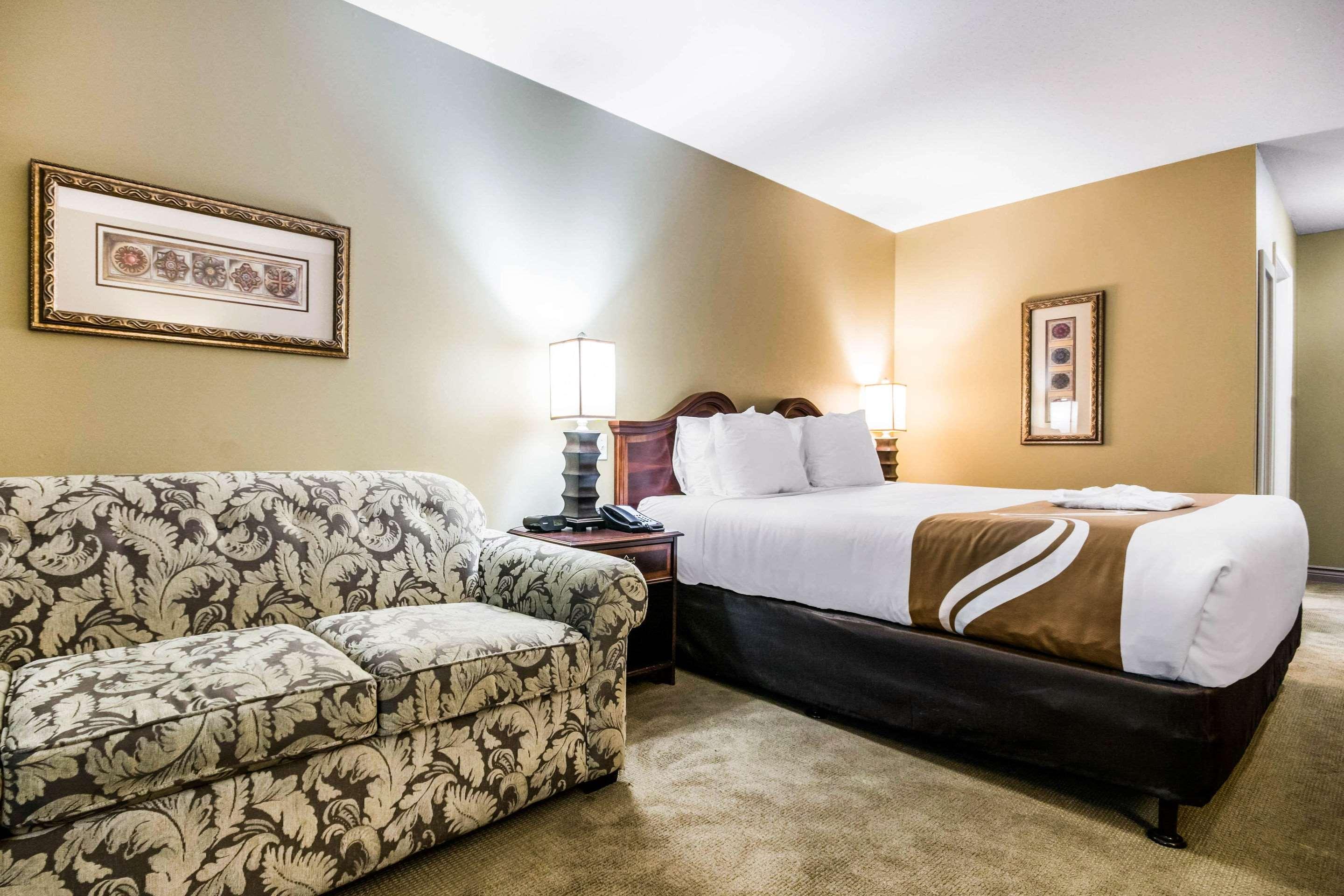 Double King Bed Non Smoking