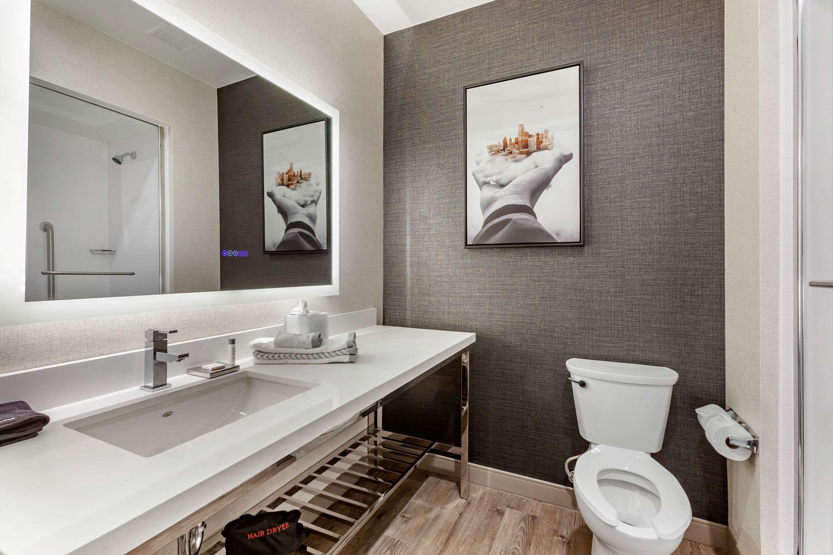 Double Two Queen Beds Non Smoking