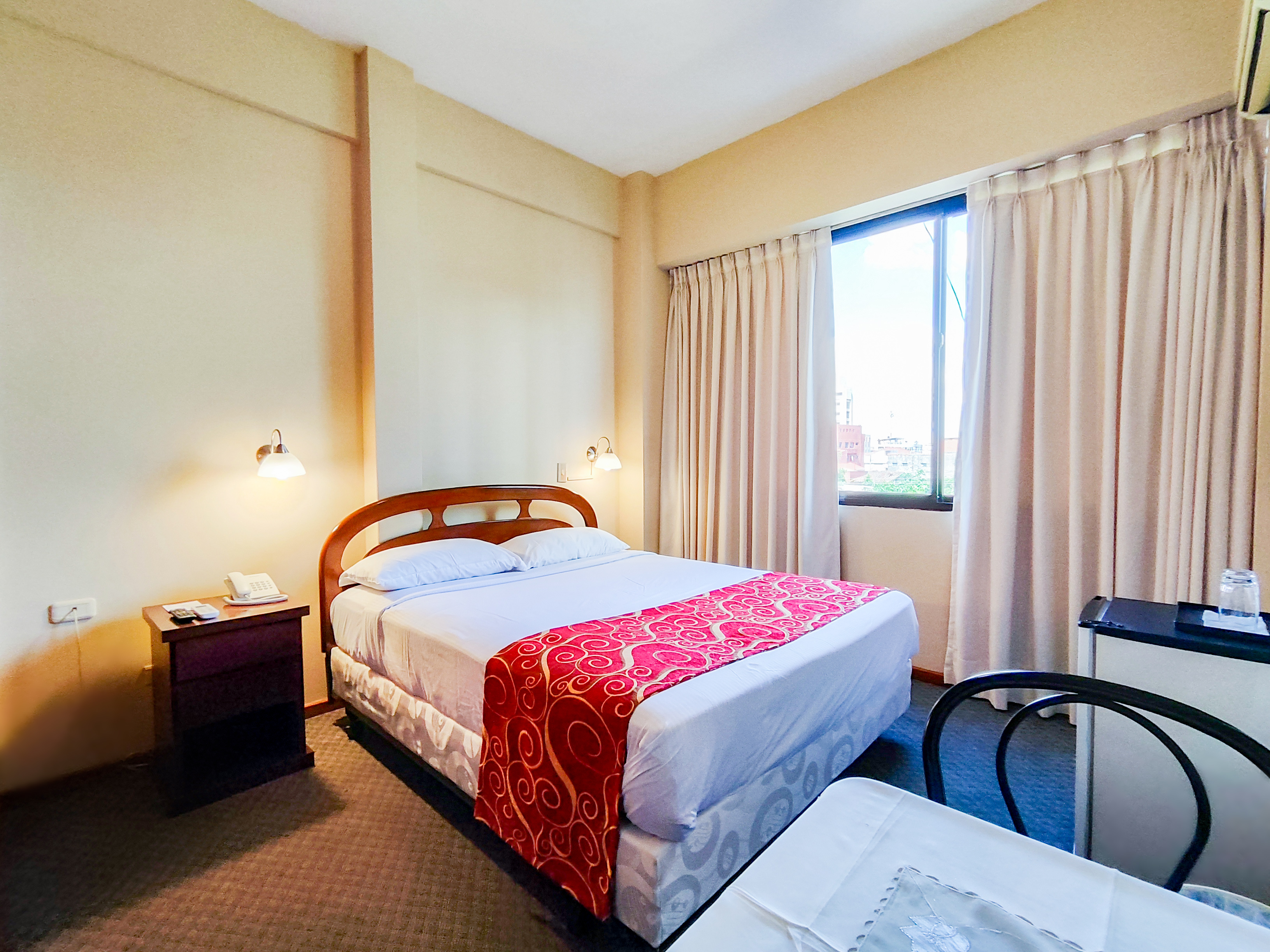 Room Classic Queen Bed