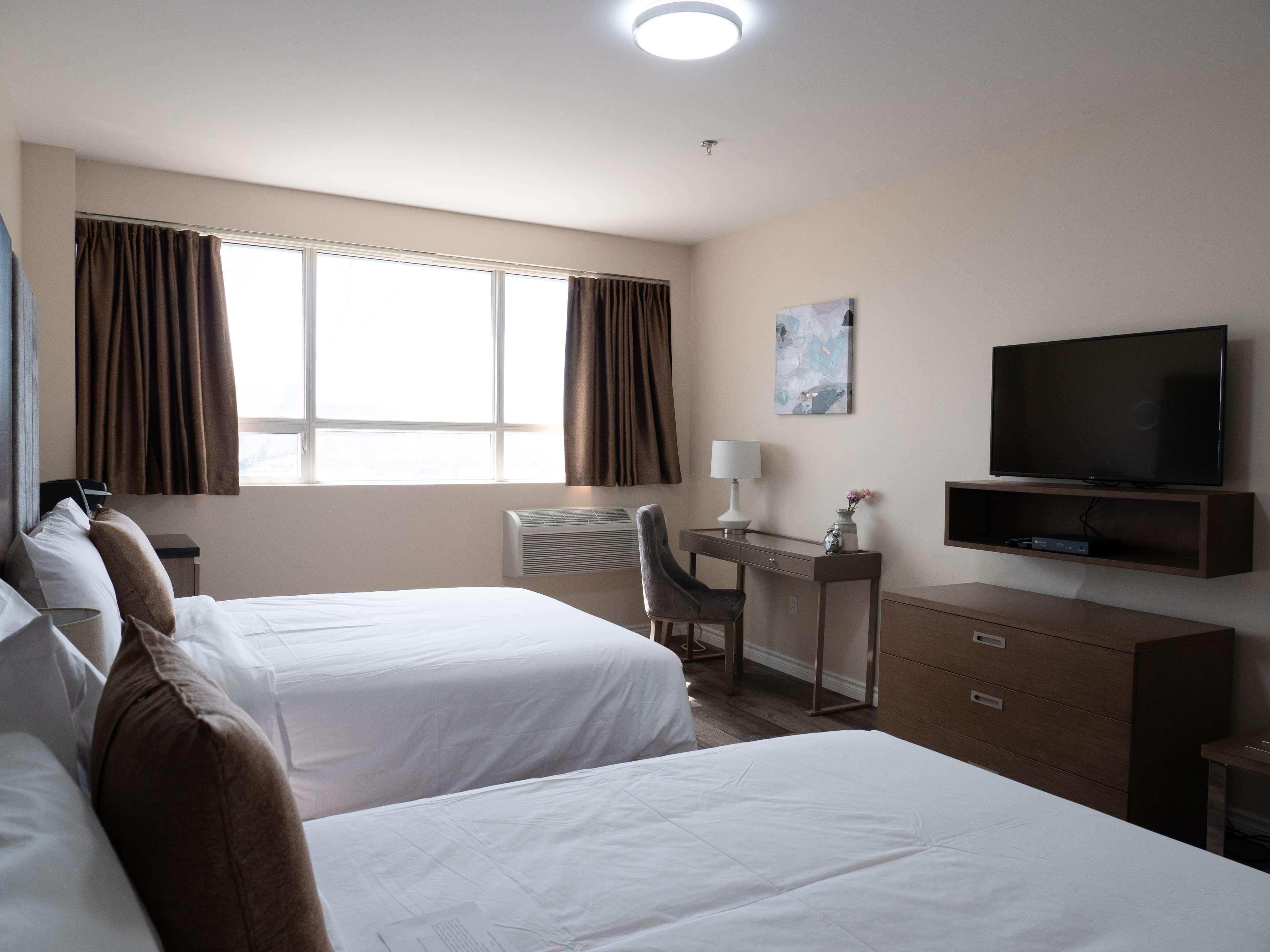 Quadruple Two Queen Beds