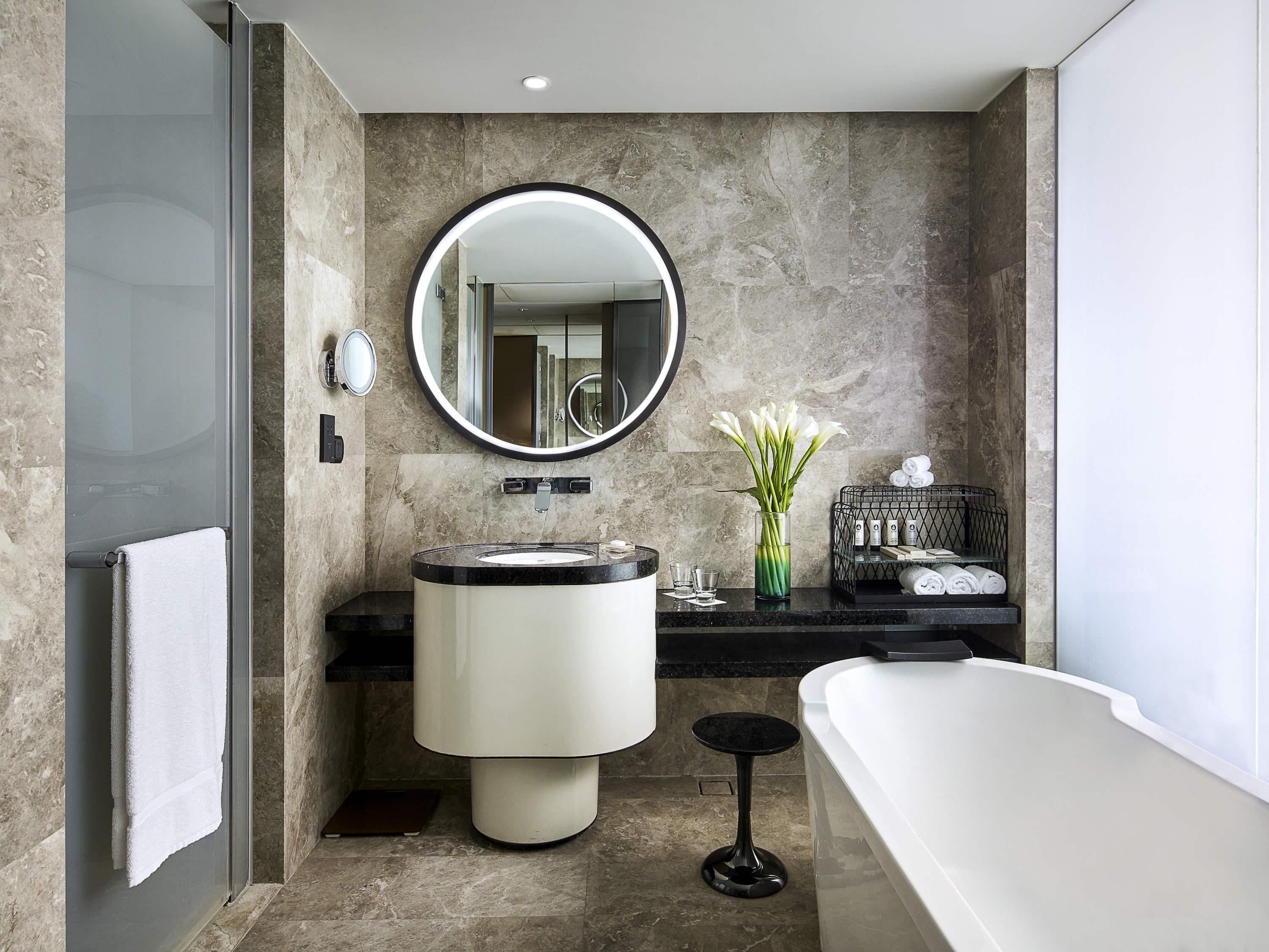 Twin Luxury City View