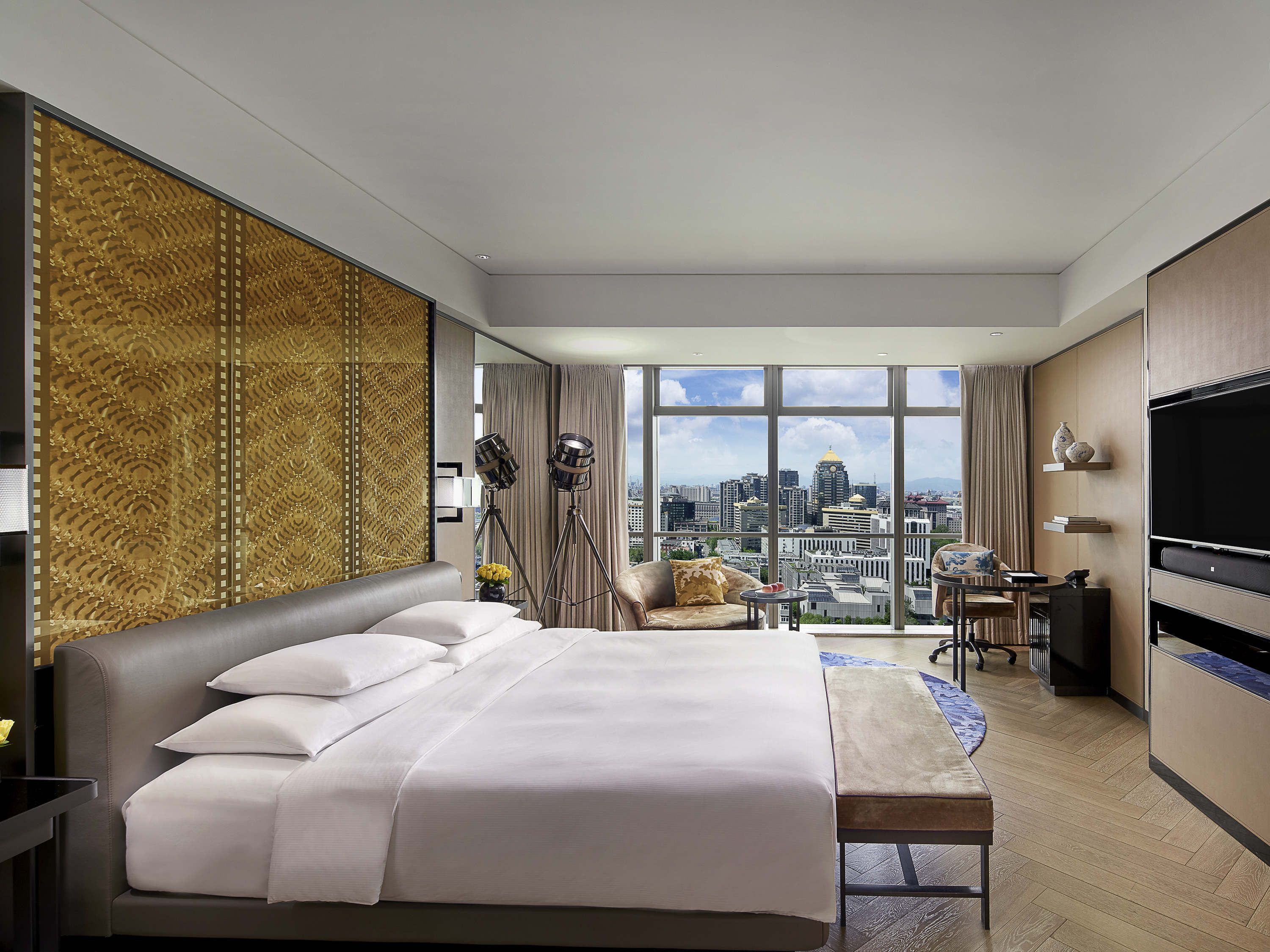 Double Luxury City View